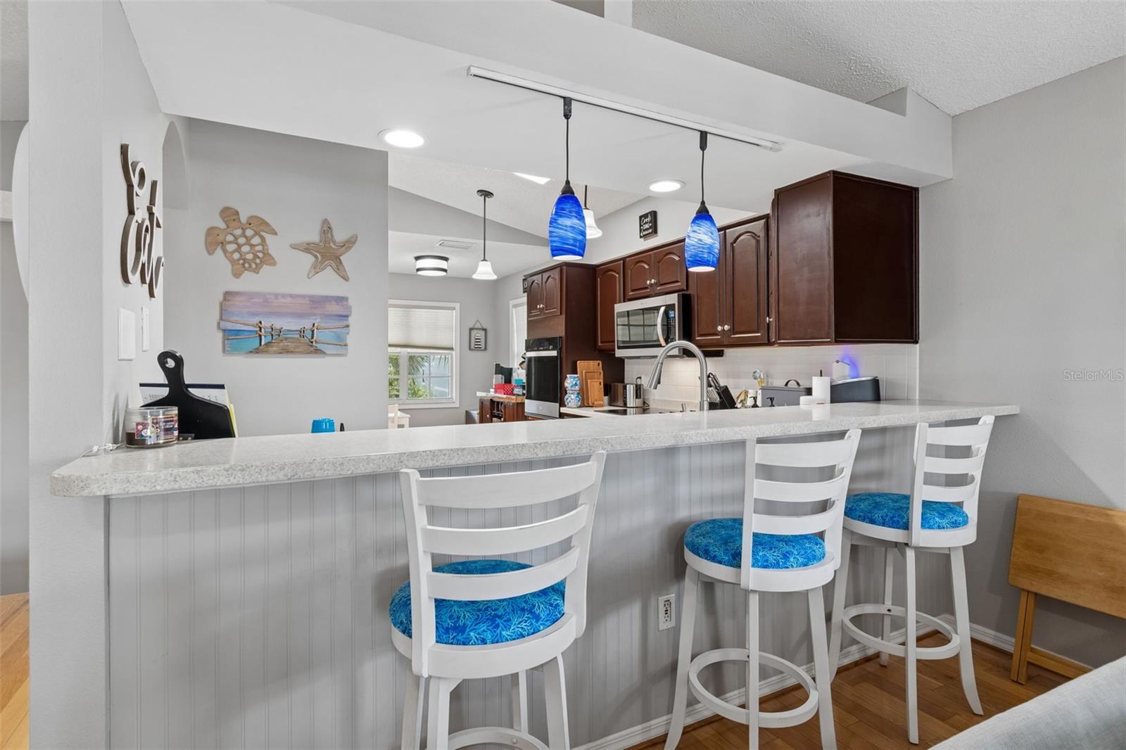 Image 11 of 80 For 6211 Bayside Drive