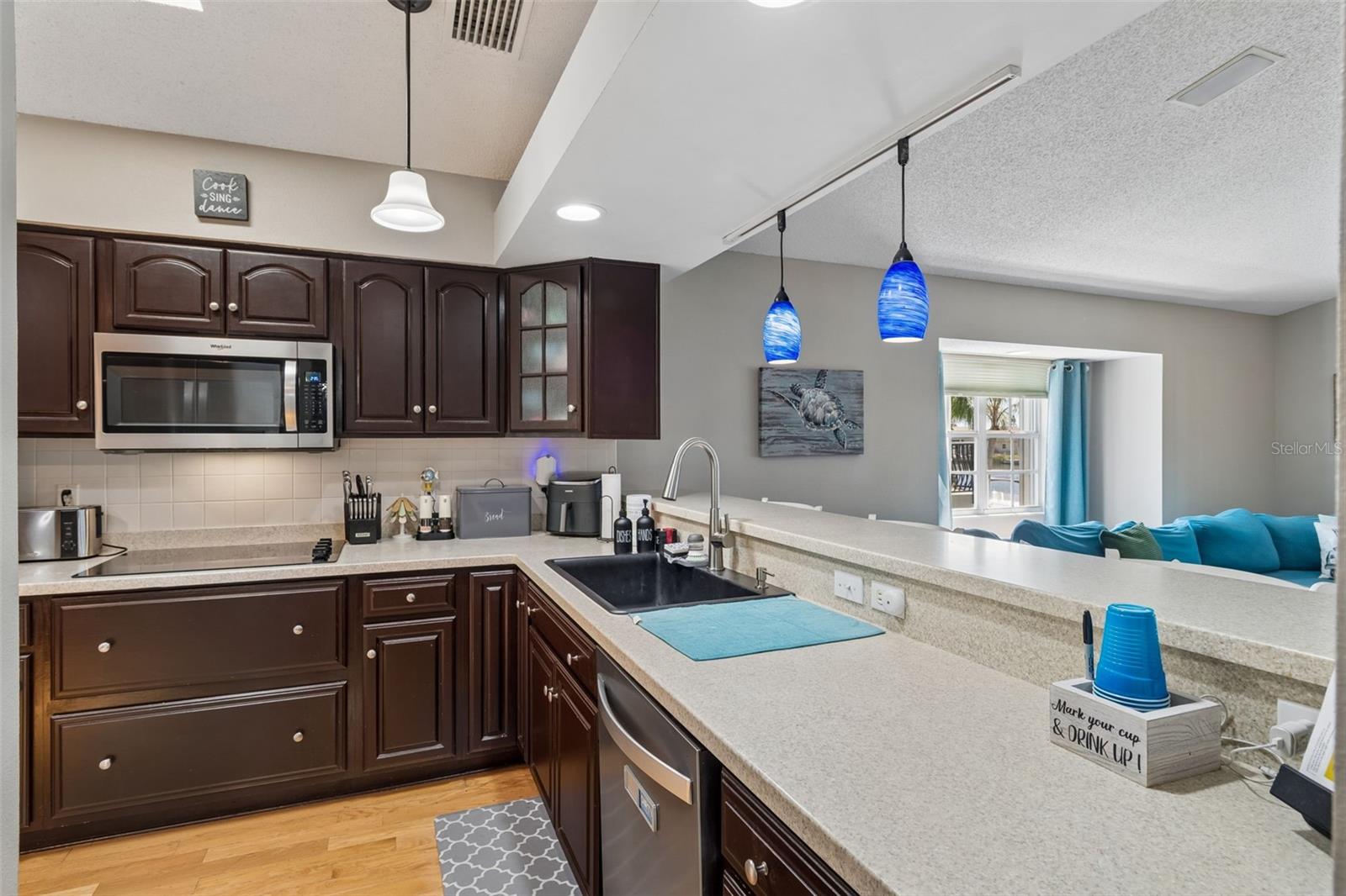 Image 13 of 80 For 6211 Bayside Drive