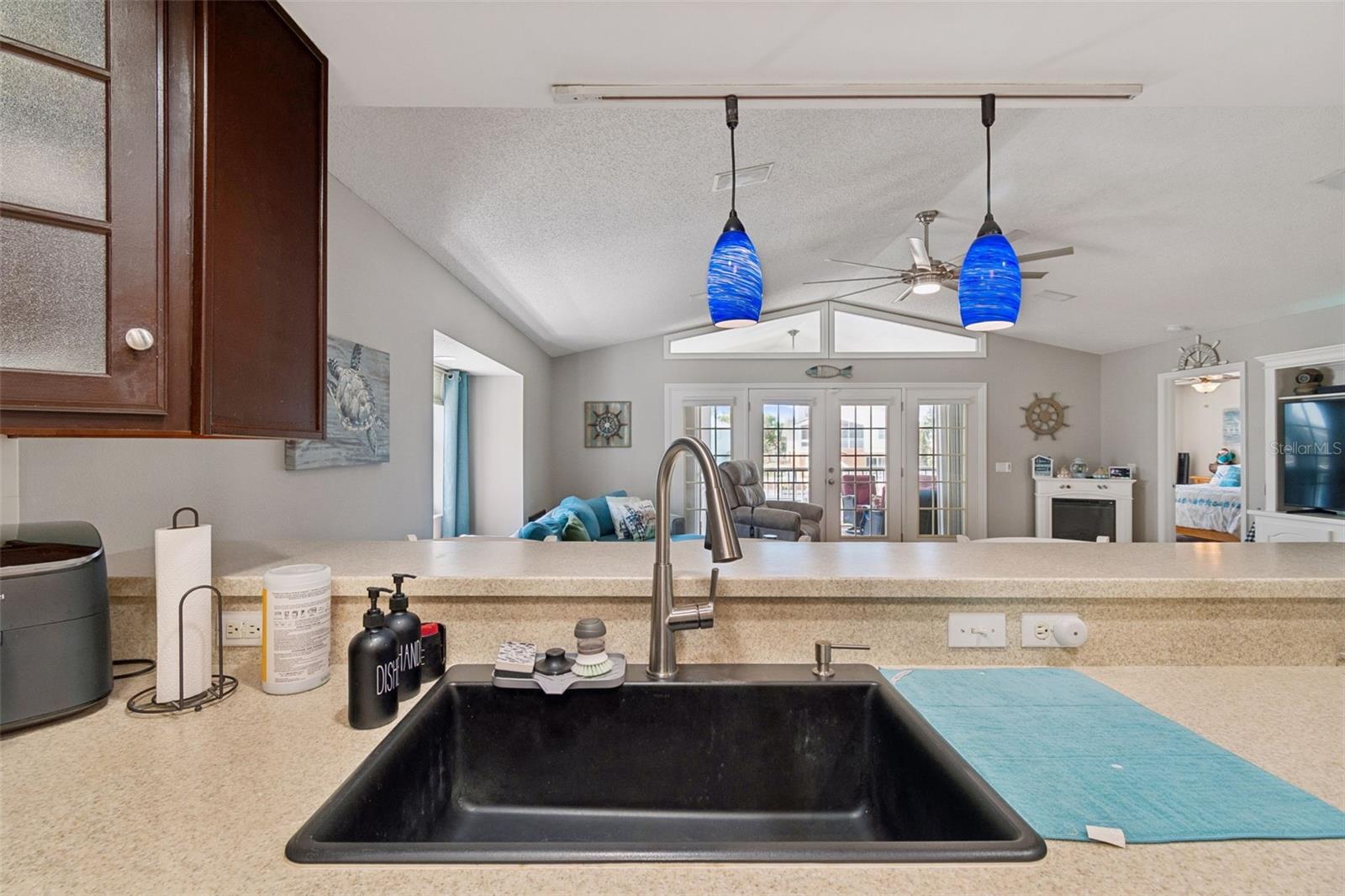 Image 15 of 80 For 6211 Bayside Drive