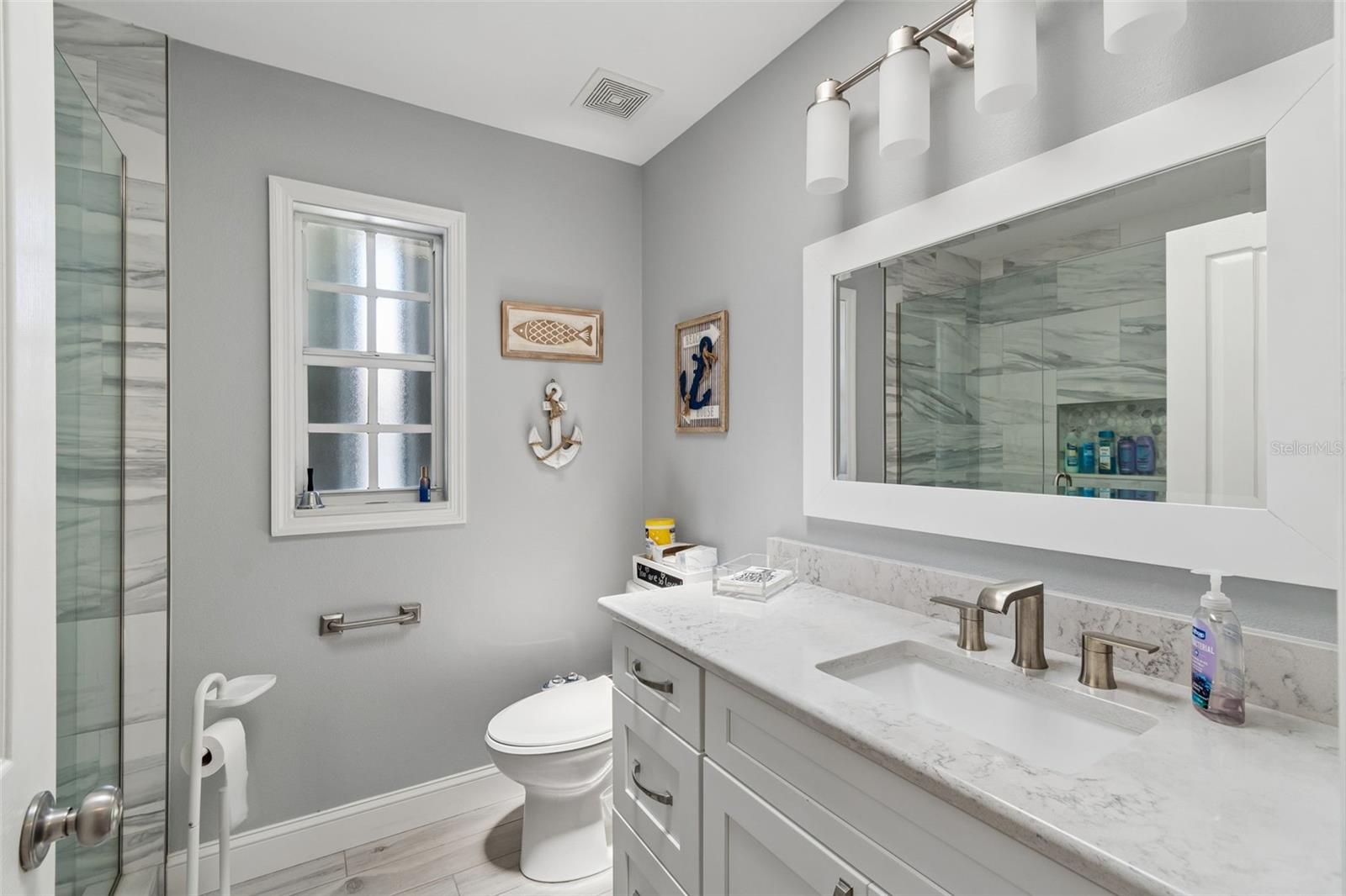 Image 34 of 80 For 6211 Bayside Drive