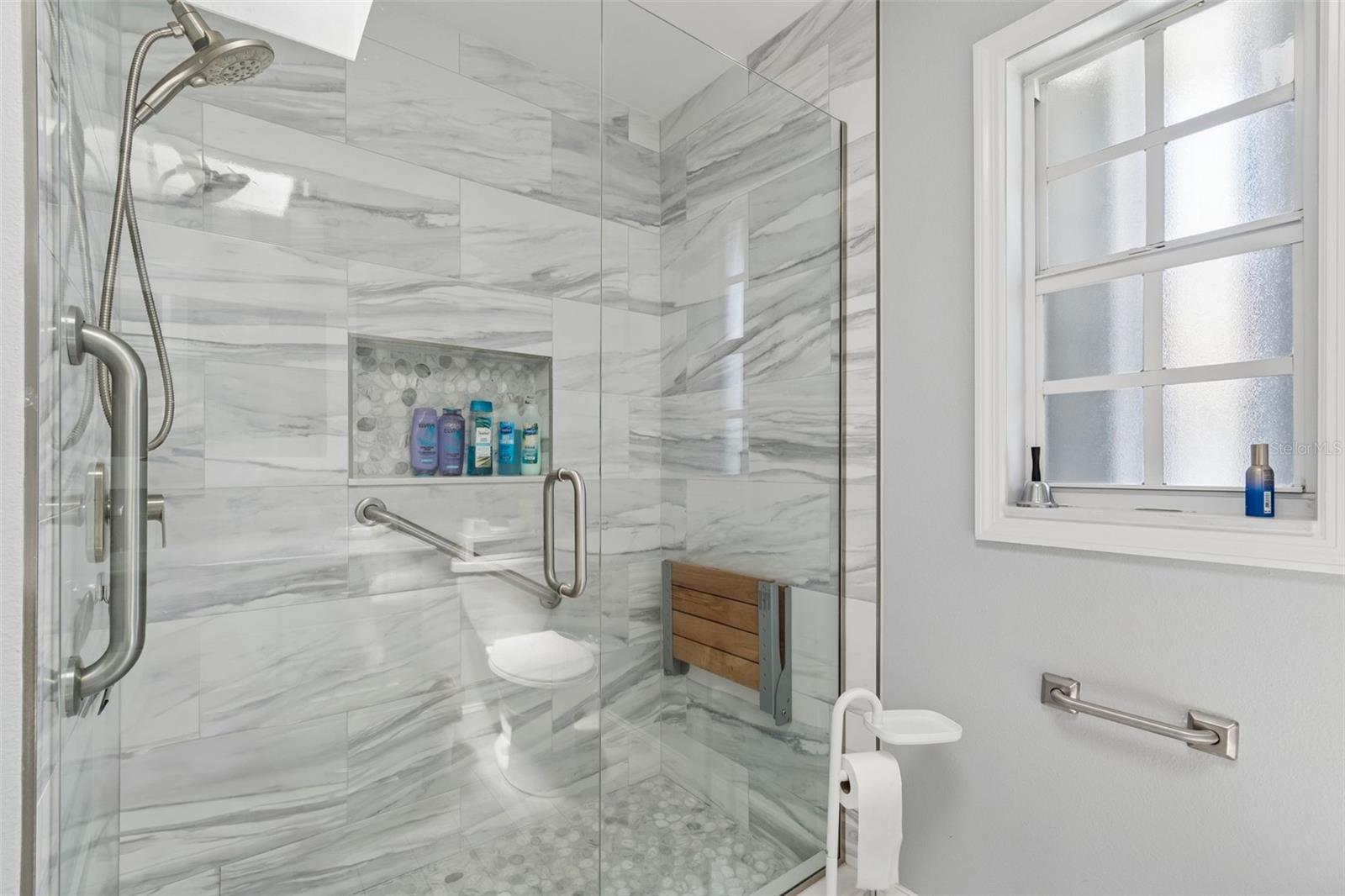 Image 35 of 80 For 6211 Bayside Drive