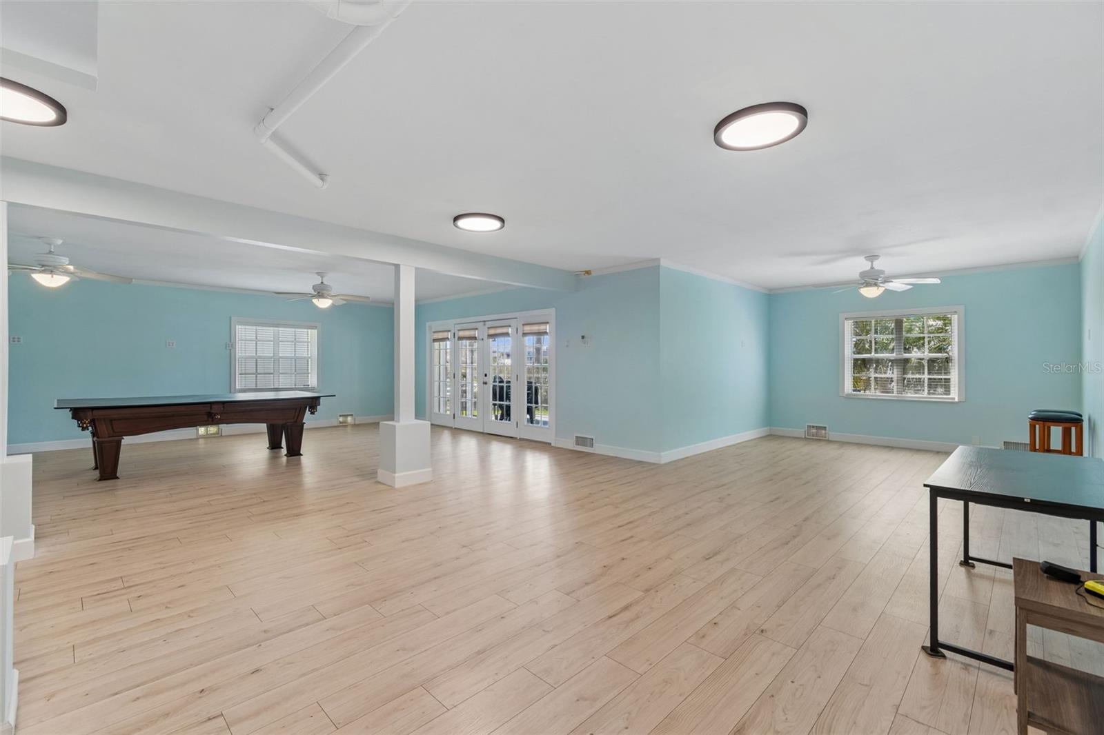 Image 46 of 80 For 6211 Bayside Drive