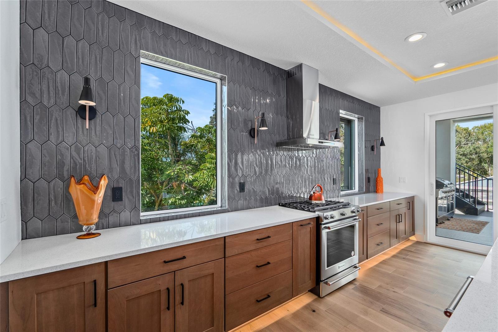 Image 4 of 9 For 3 Plainview Road Lot 3