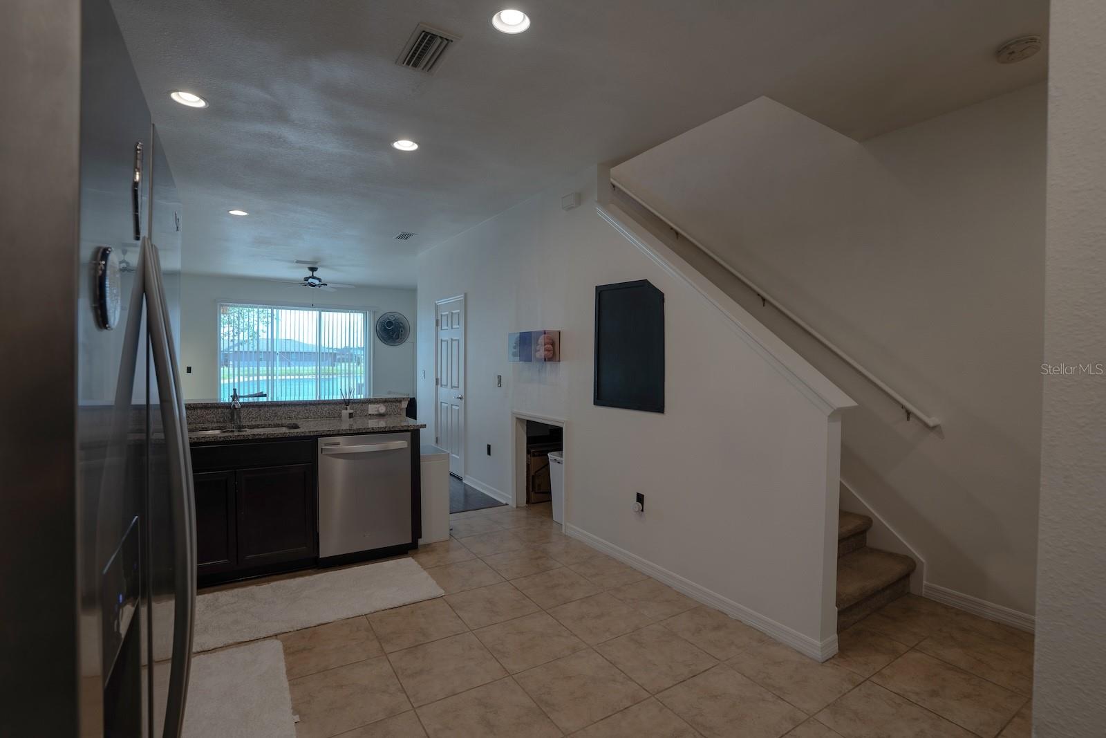 Image 11 of 49 For 9136 Hillcroft Drive