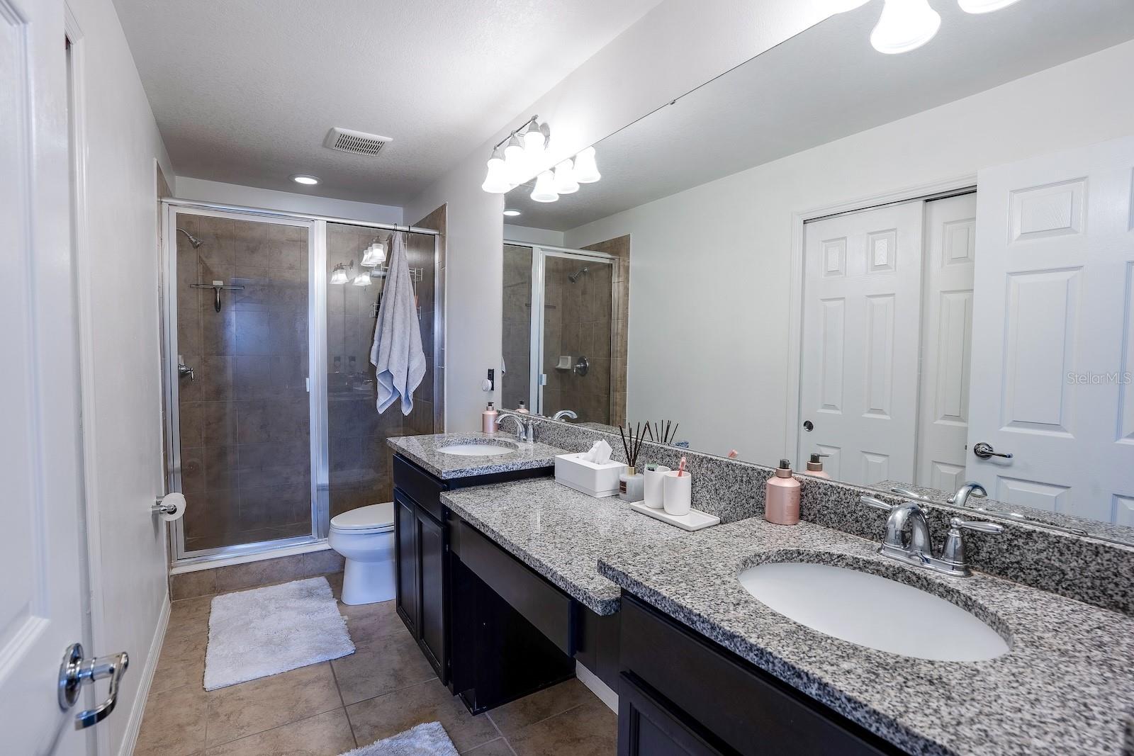 Image 24 of 49 For 9136 Hillcroft Drive