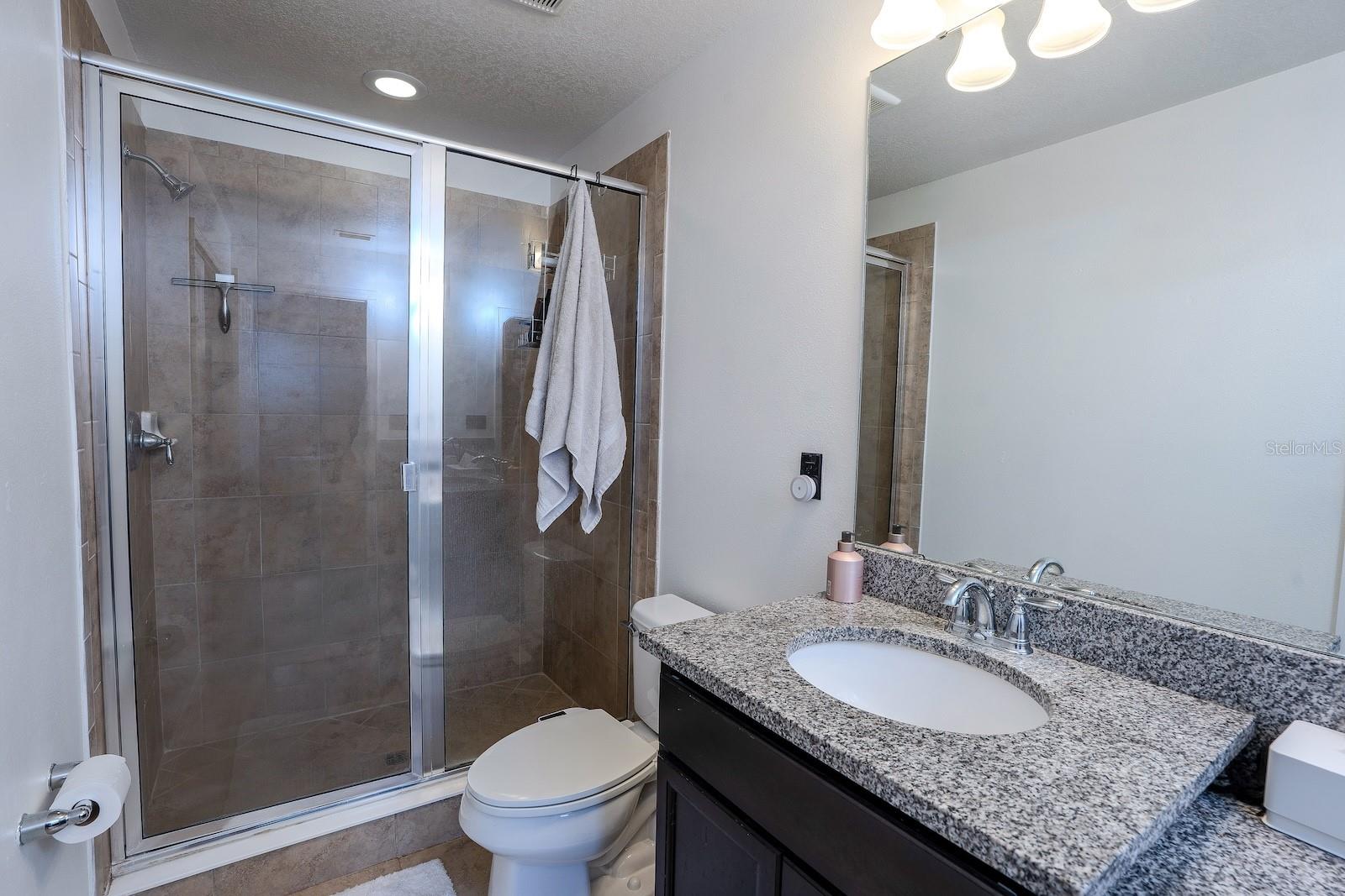 Image 25 of 49 For 9136 Hillcroft Drive