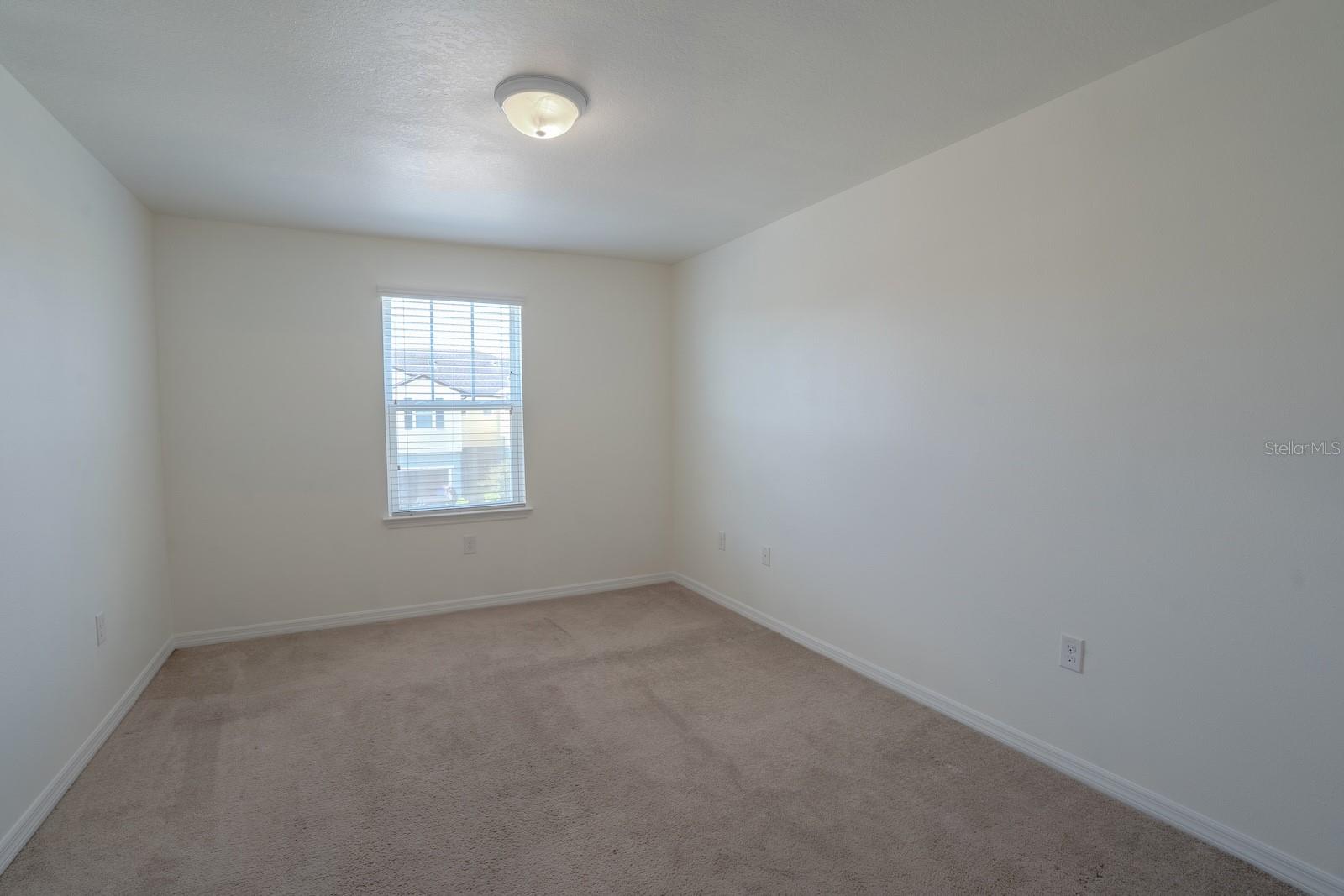 Image 27 of 49 For 9136 Hillcroft Drive