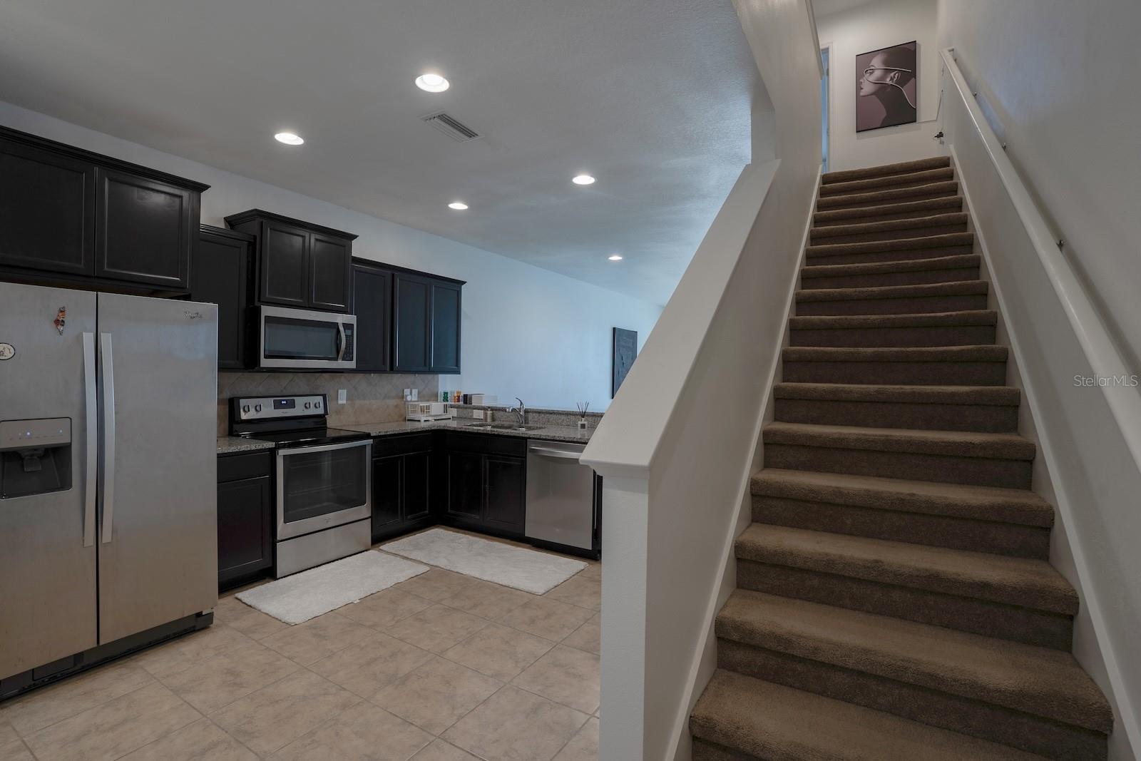 Image 9 of 49 For 9136 Hillcroft Drive