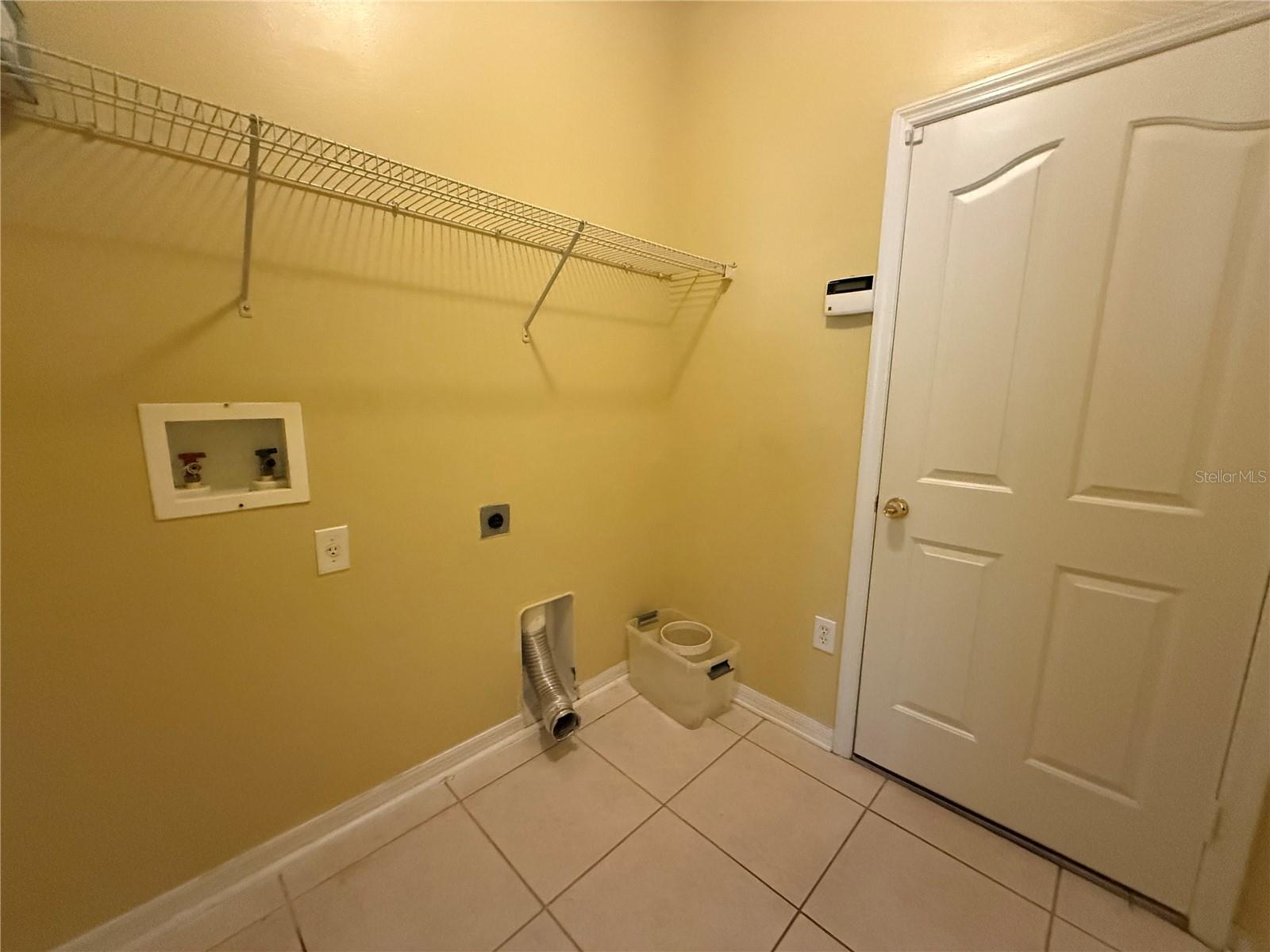 Image 15 of 27 For 19138 Meadow Pine Drive