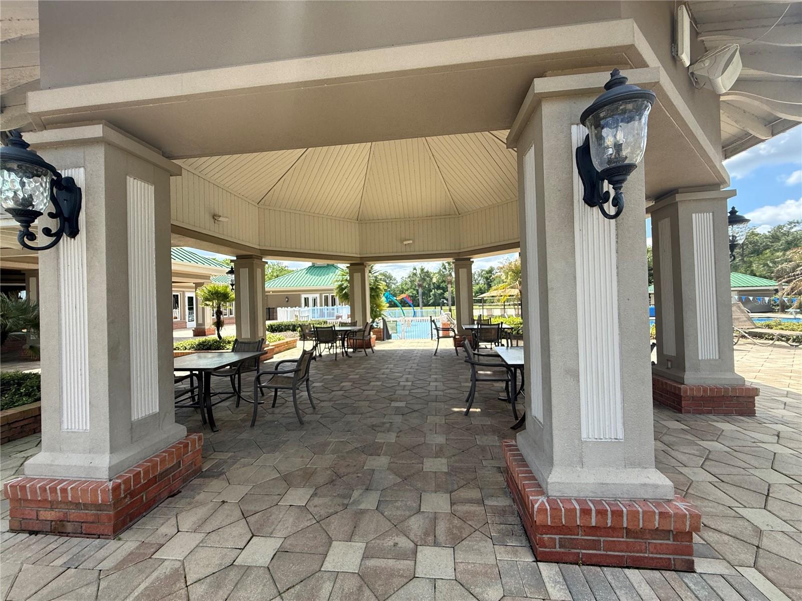 Image 25 of 27 For 19138 Meadow Pine Drive