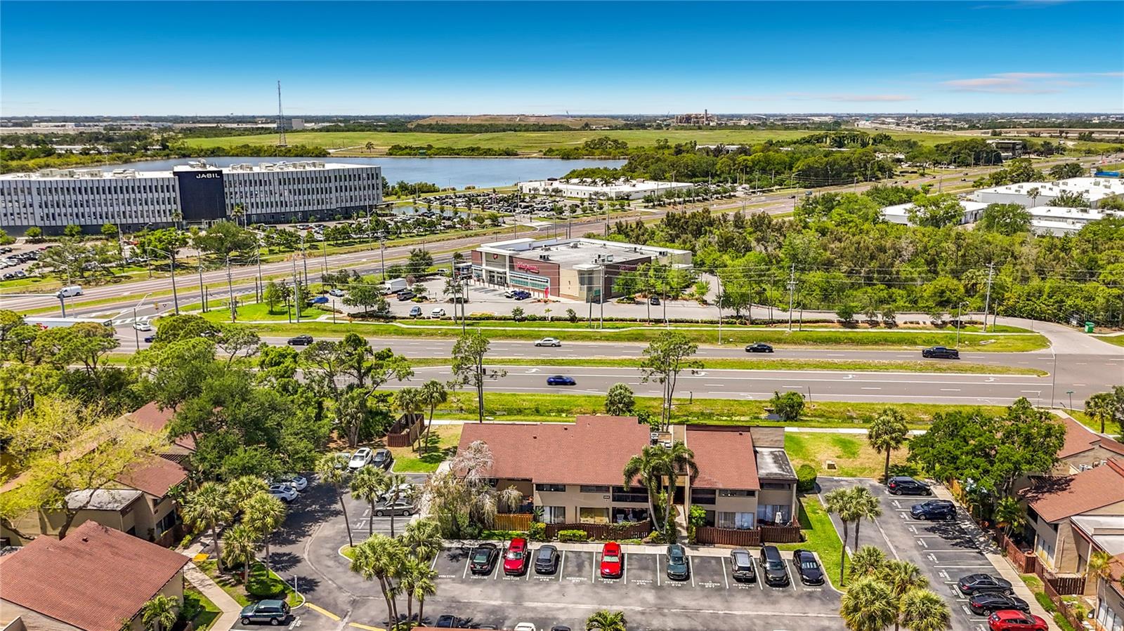 Image 43 of 51 For 890 N Village Drive N 204