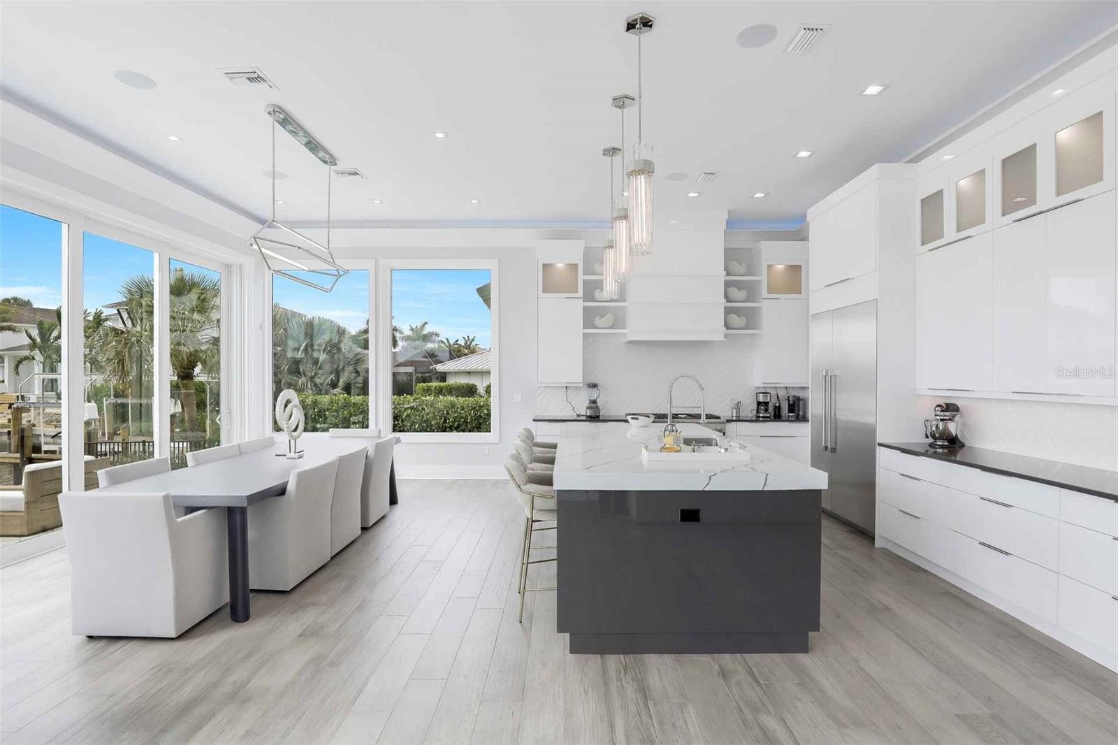 Image 7 of 34 For 1608 Windmill Avenue