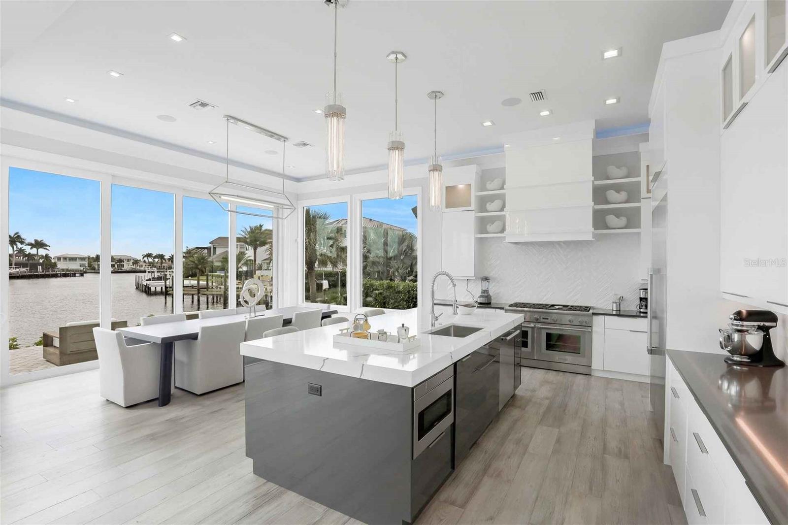 Image 8 of 34 For 1608 Windmill Avenue