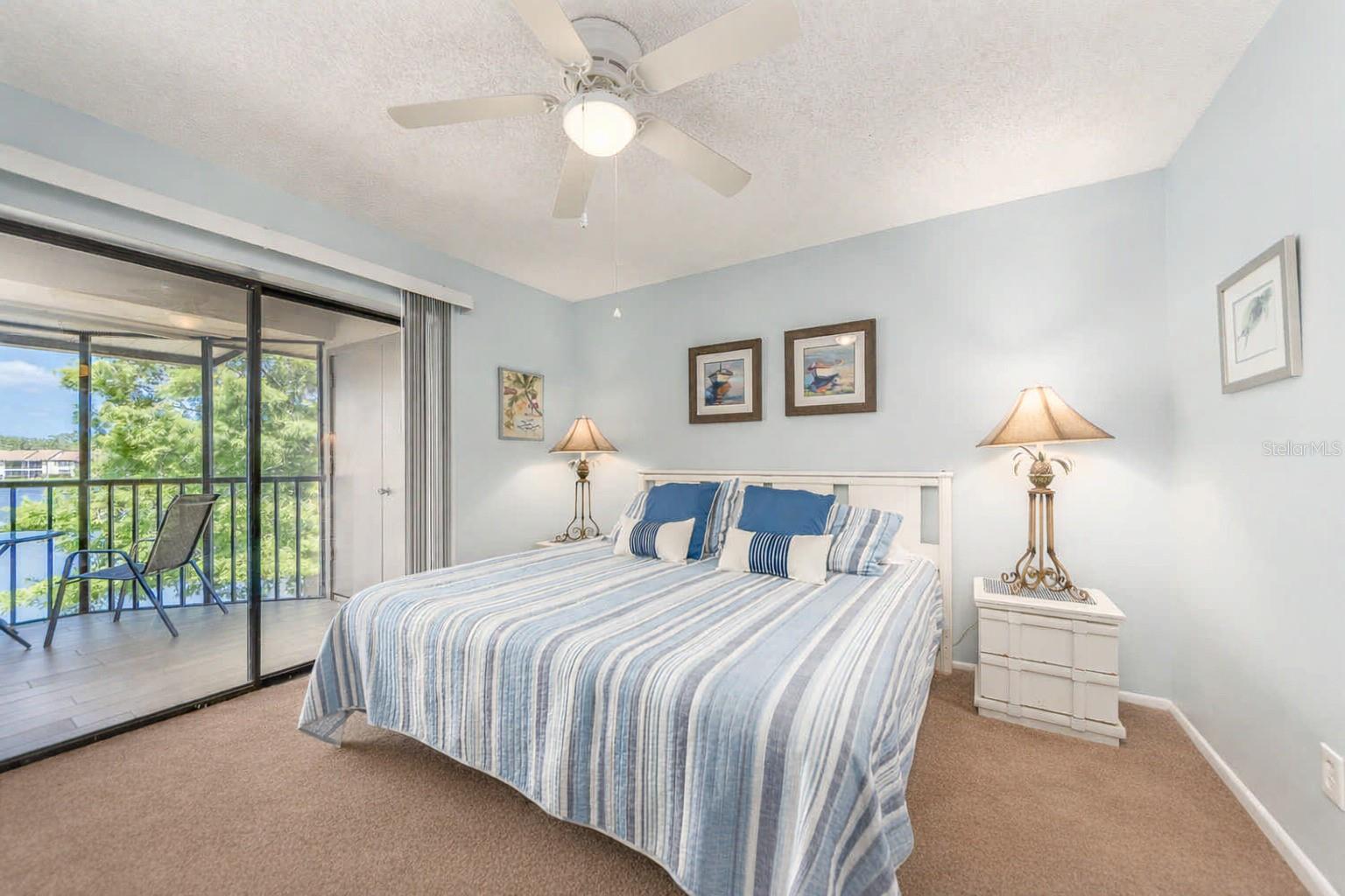 Image 14 of 25 For 304 Woodlake Wynde  304
