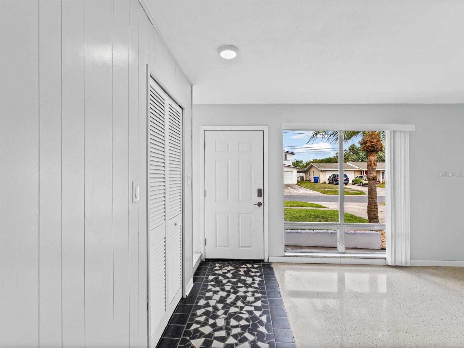 Image 3 of 25 For 865 Imperial Drive