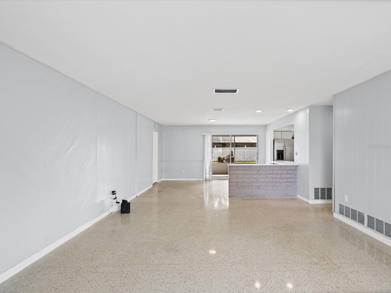 Image 5 of 25 For 865 Imperial Drive