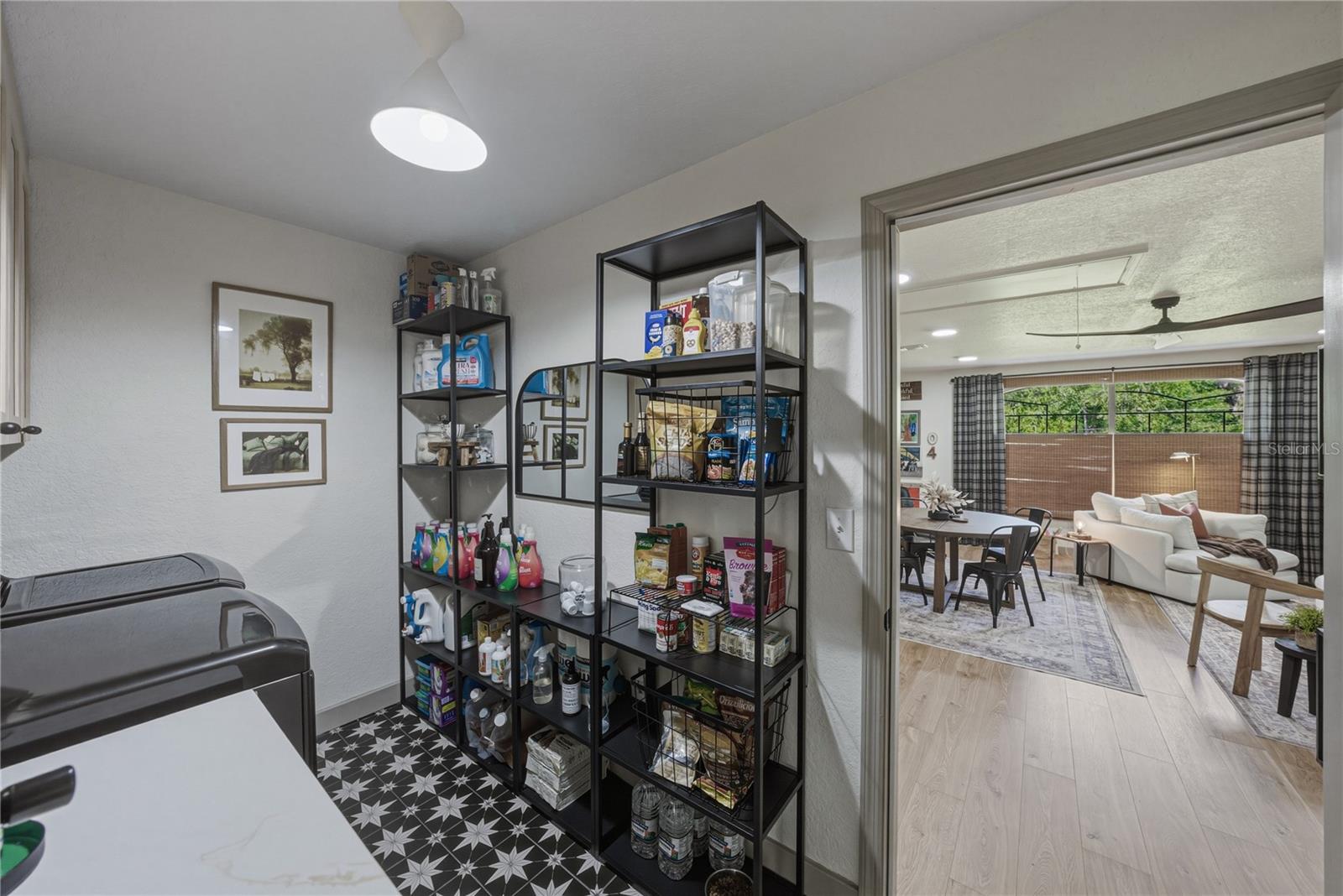 Listing photo id 25 for 9091 Mcintyre Road