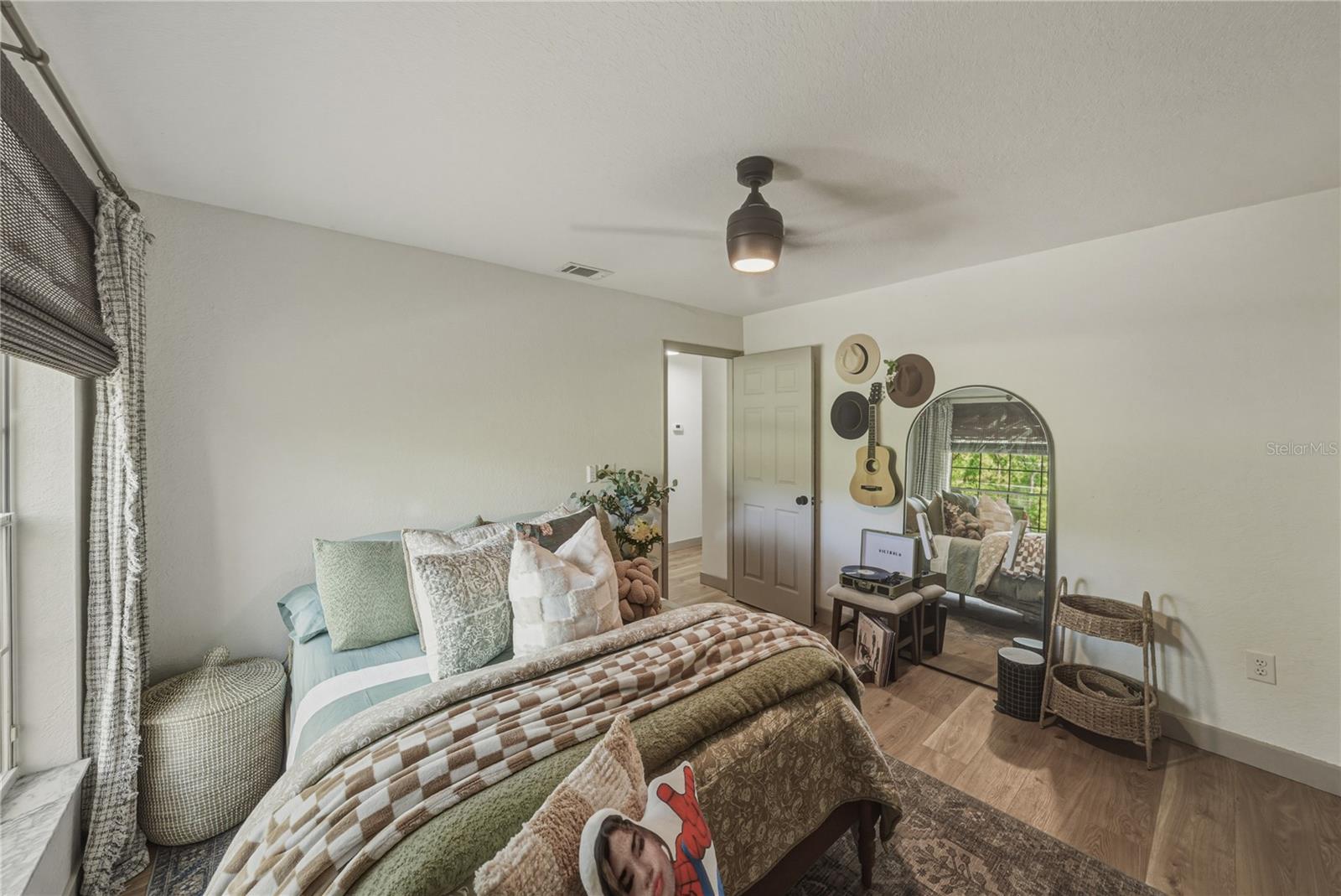 Listing photo id 37 for 9091 Mcintyre Road