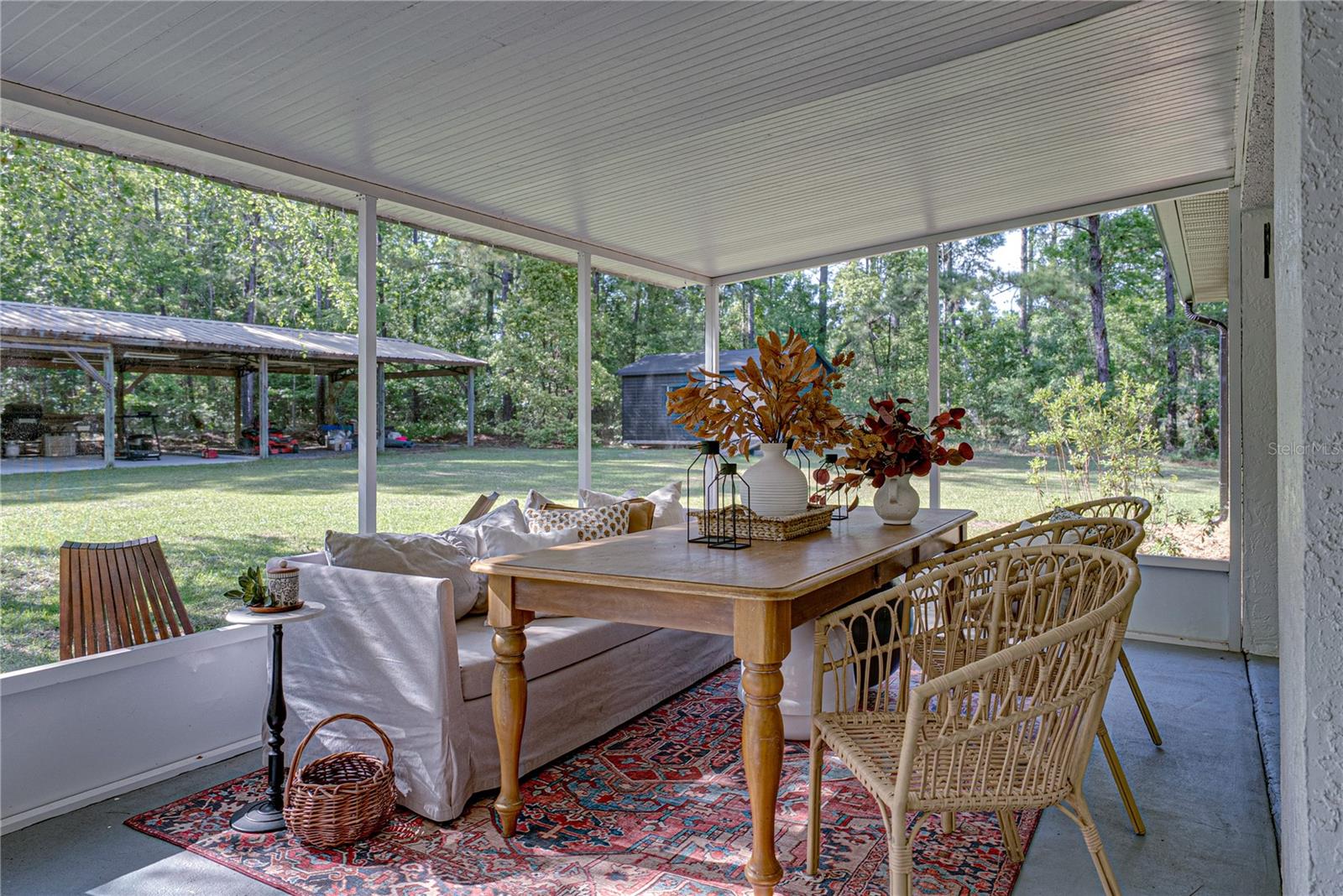 Listing photo id 51 for 9091 Mcintyre Road