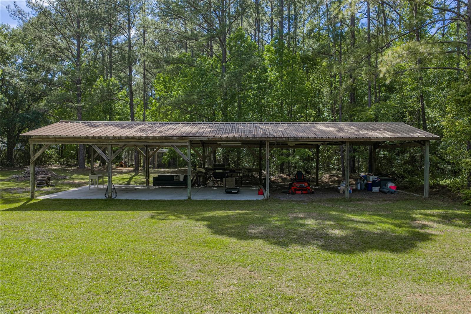 Listing photo id 63 for 9091 Mcintyre Road