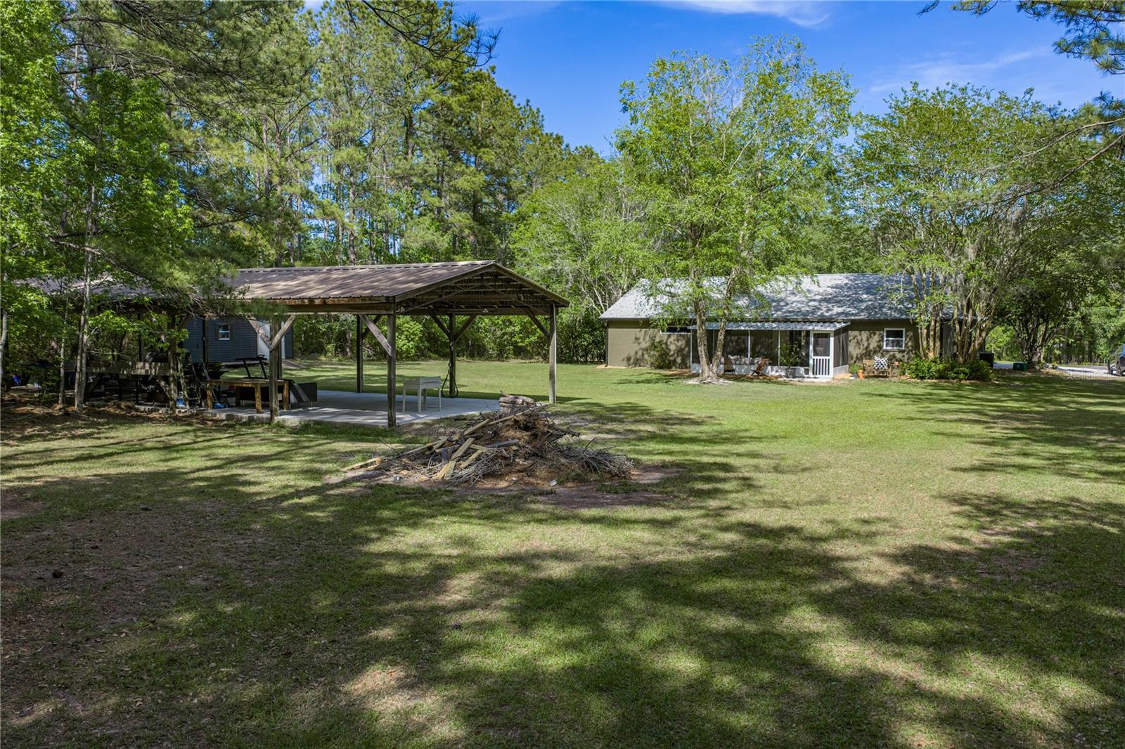 Listing photo id 67 for 9091 Mcintyre Road