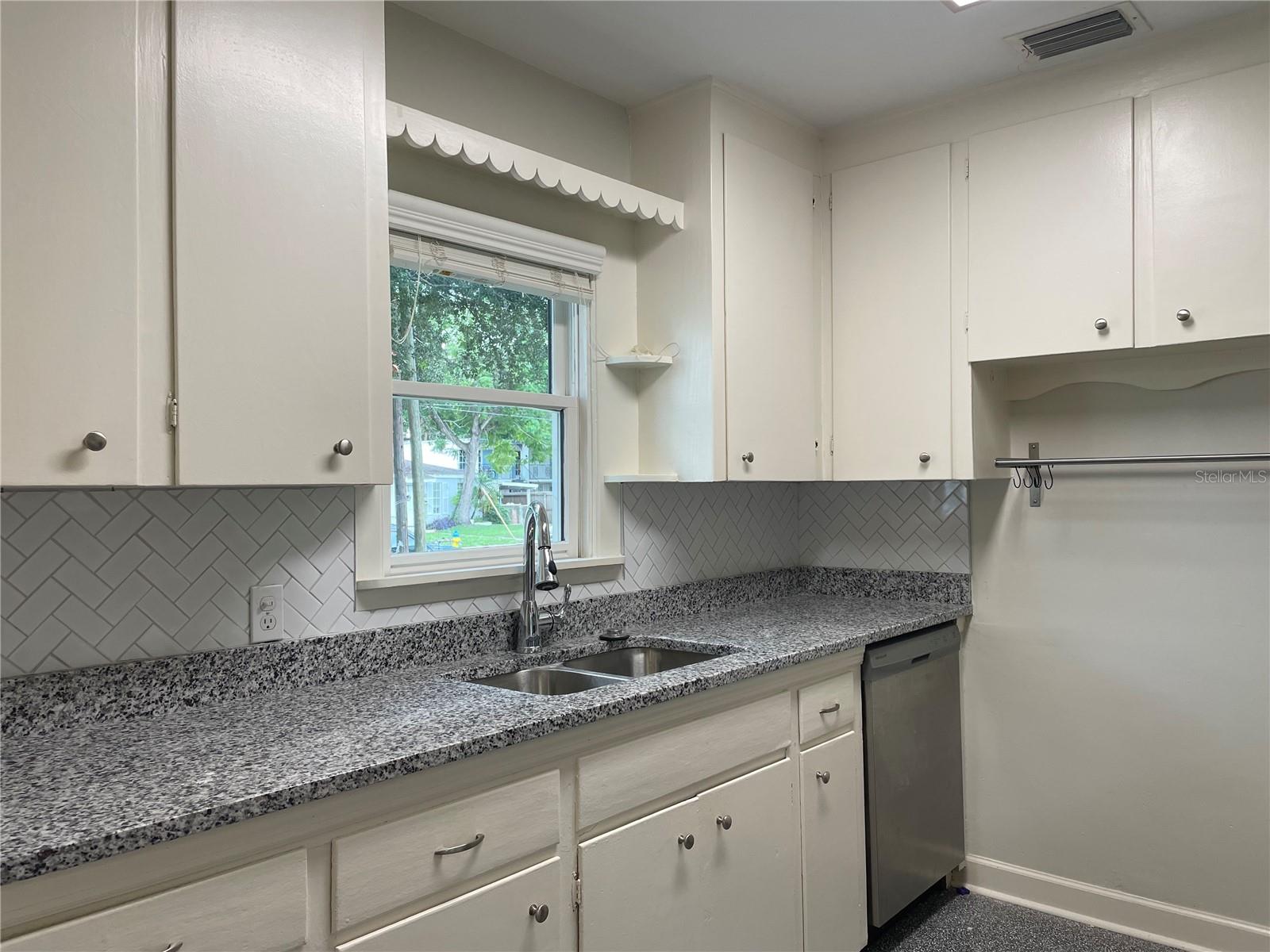 Image 12 of 26 For 303 Audubon Avenue