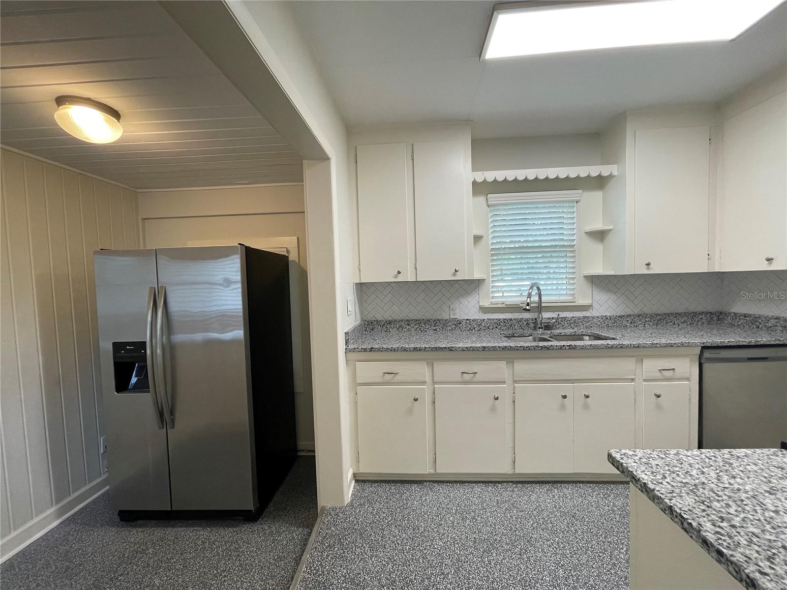 Image 9 of 26 For 303 Audubon Avenue