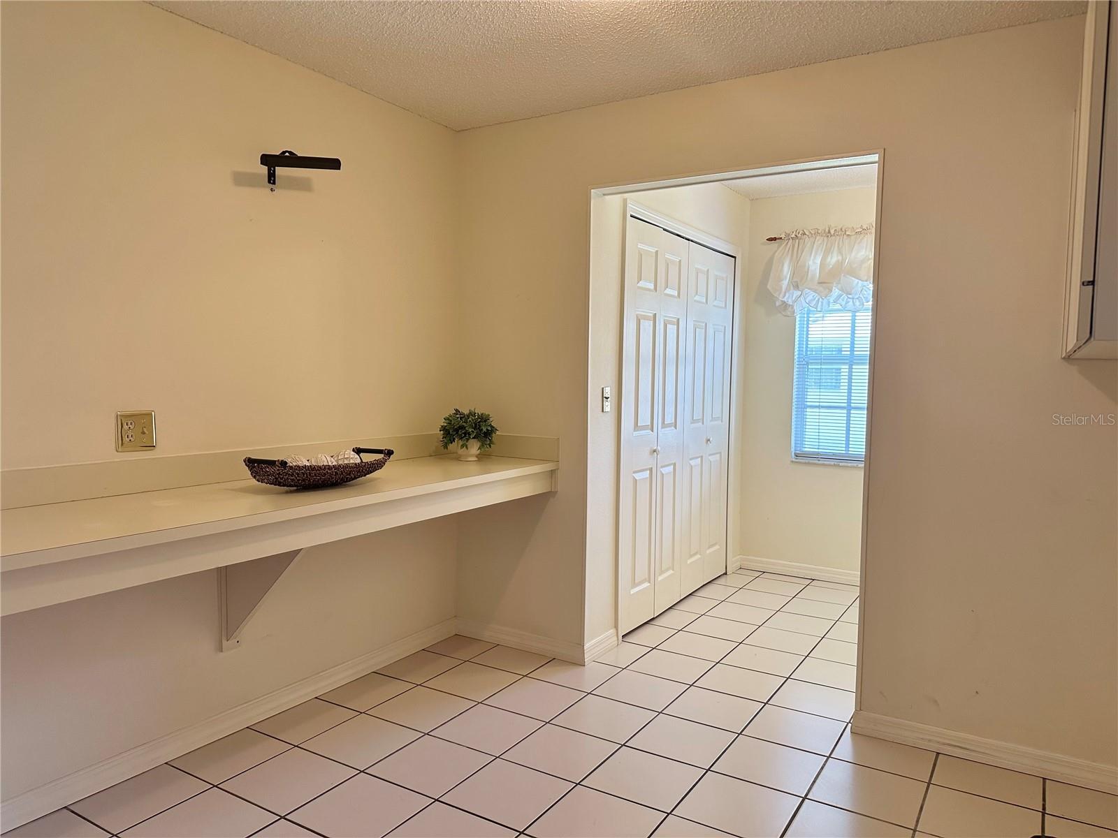 Image 25 of 47 For 701 Spicewood Drive