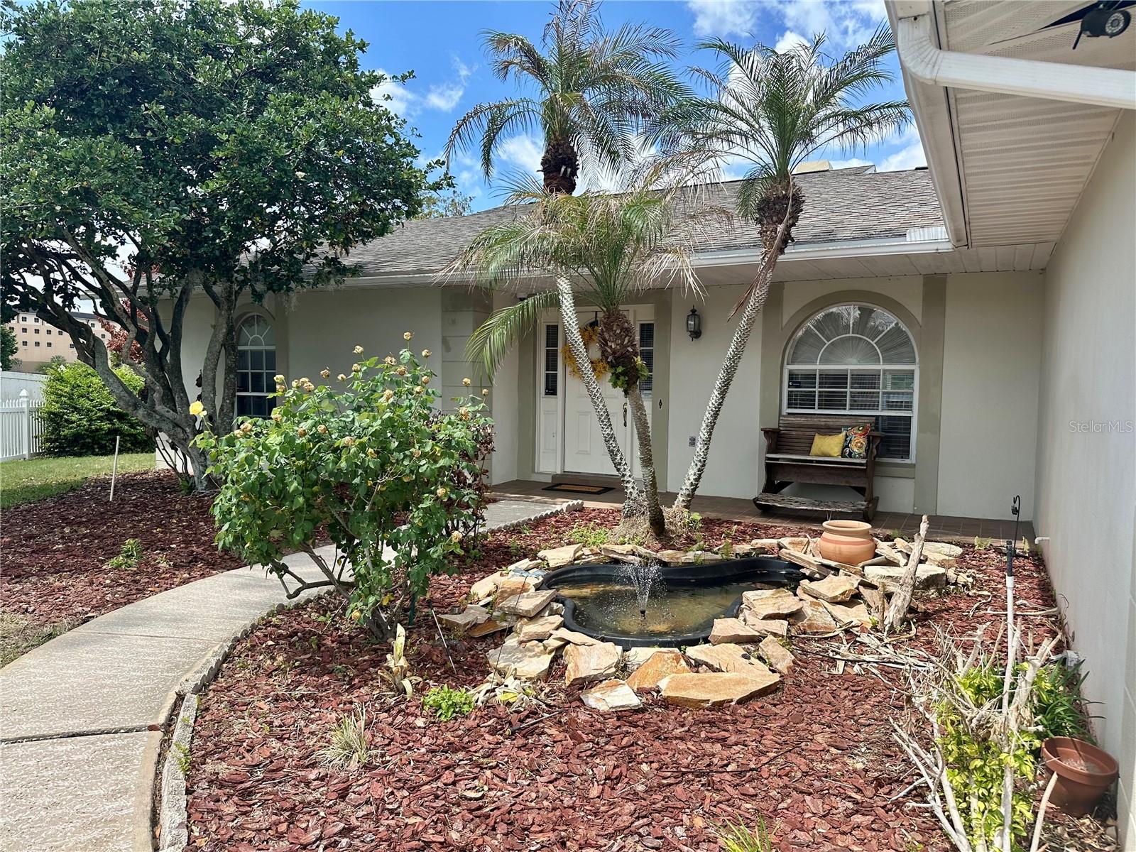 Image 4 of 47 For 701 Spicewood Drive