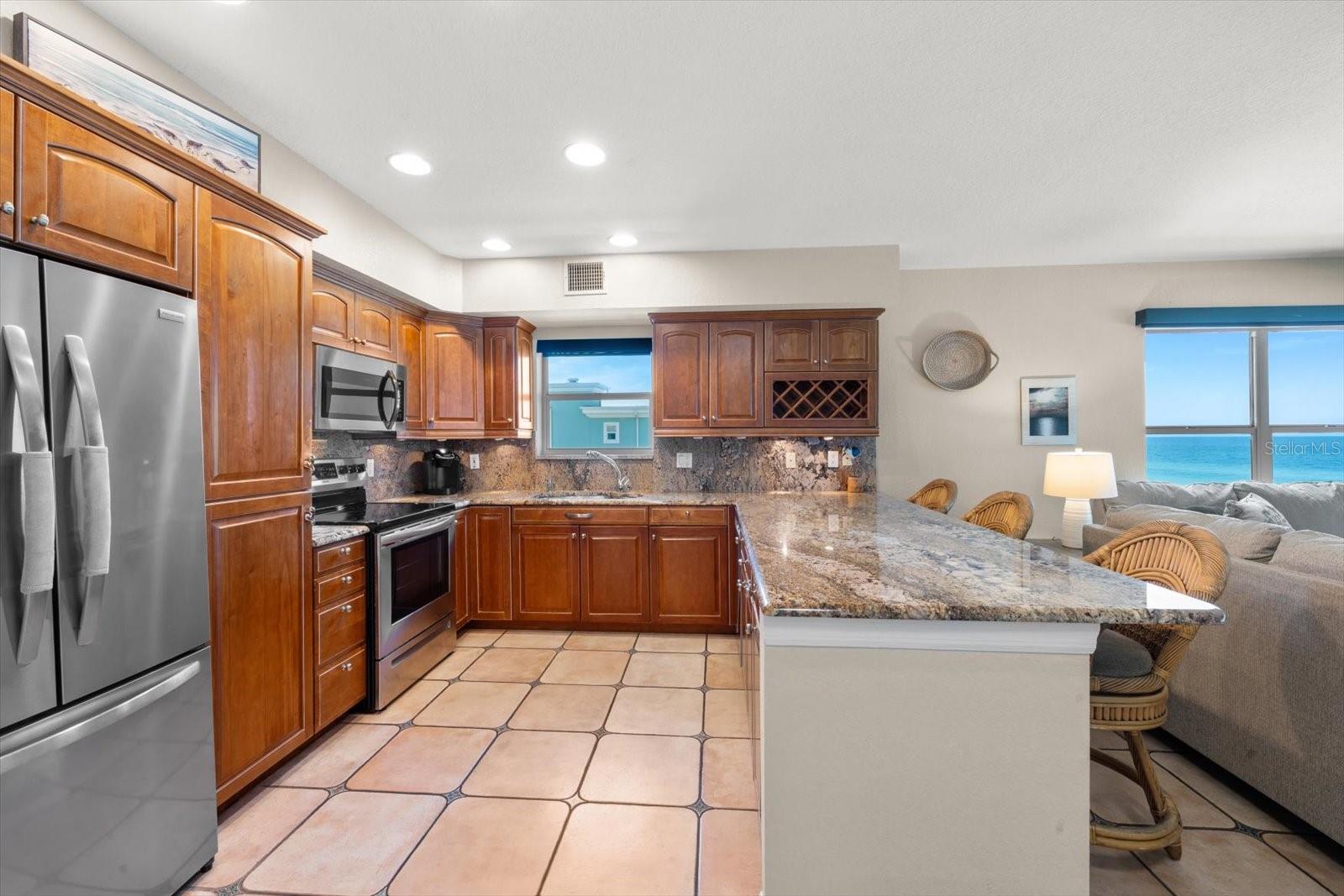 Image 12 of 62 For 102 Gulf Boulevard 401