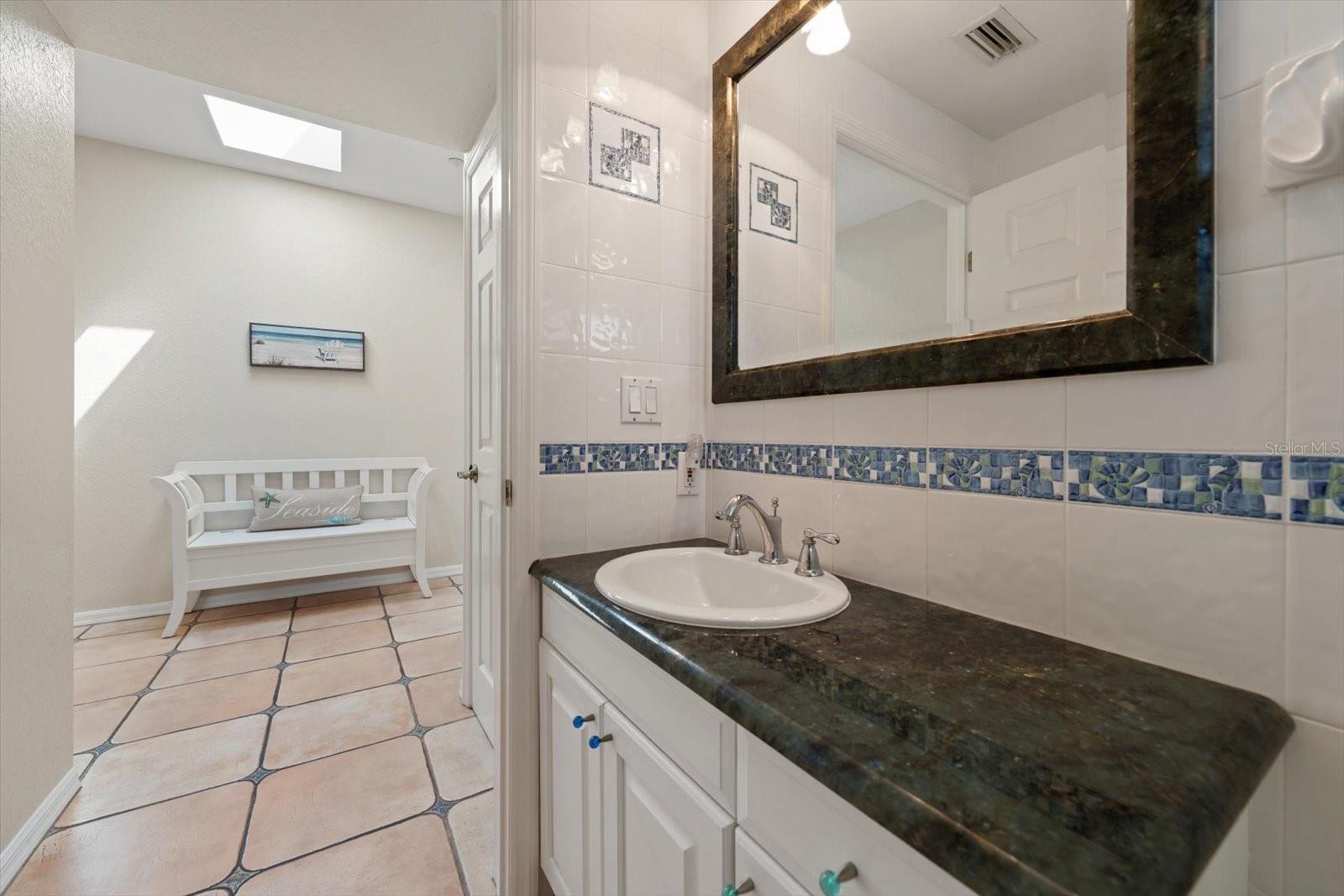 Image 27 of 62 For 102 Gulf Boulevard 401