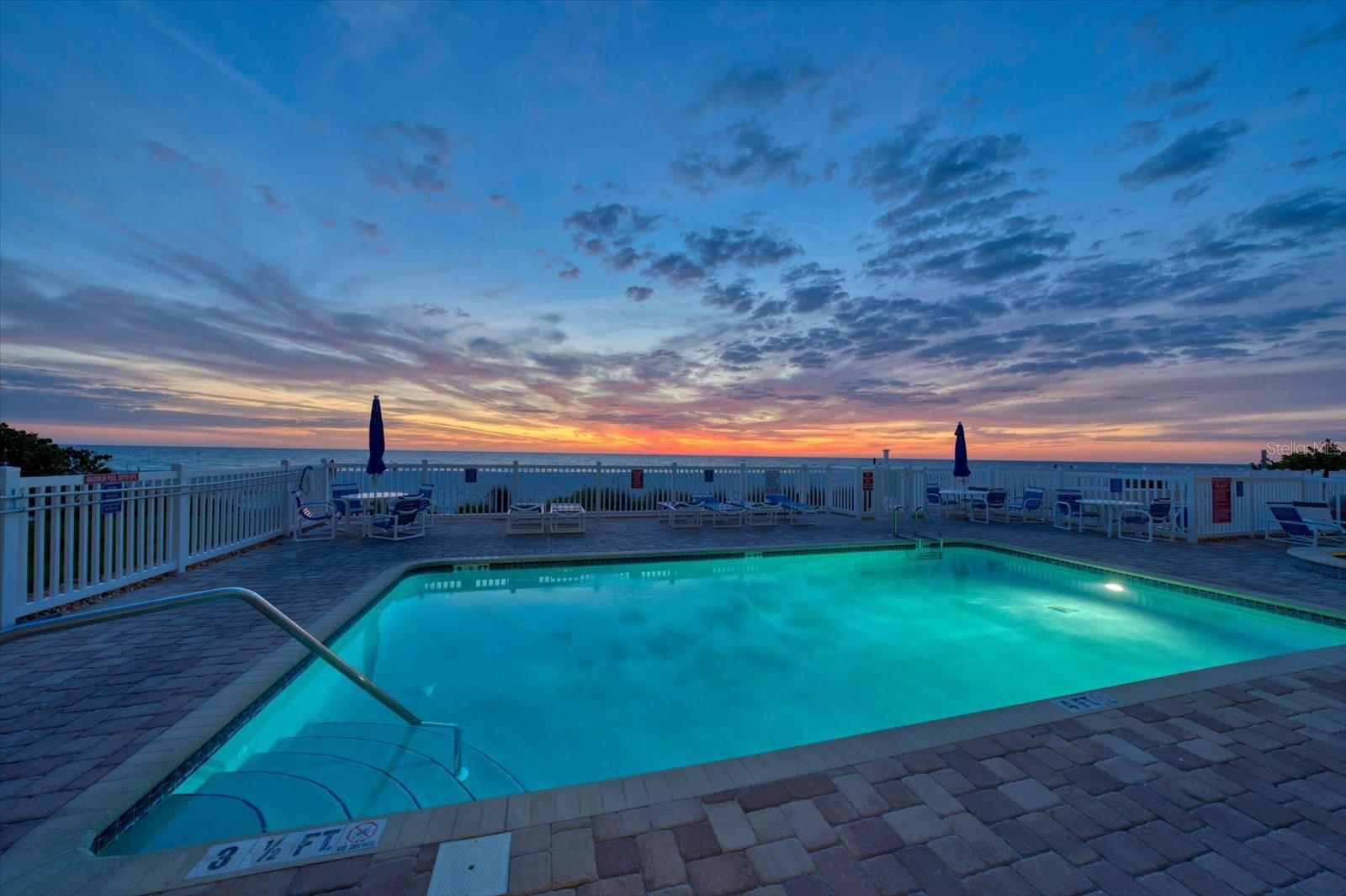 Image 4 of 62 For 102 Gulf Boulevard 401