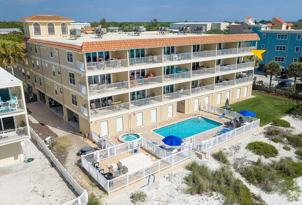 Image 52 of 62 For 102 Gulf Boulevard 401