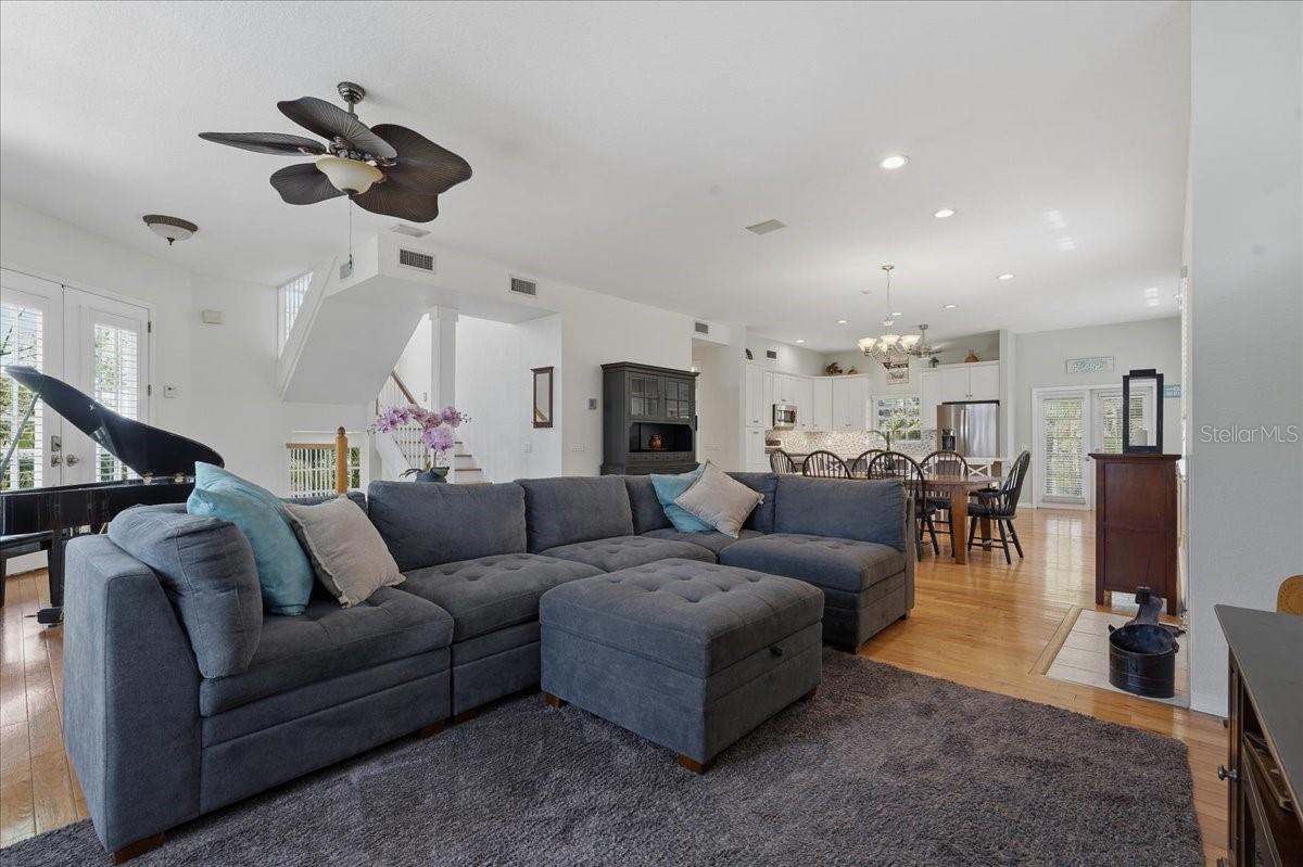 Image 16 of 63 For 196 Shore Drive