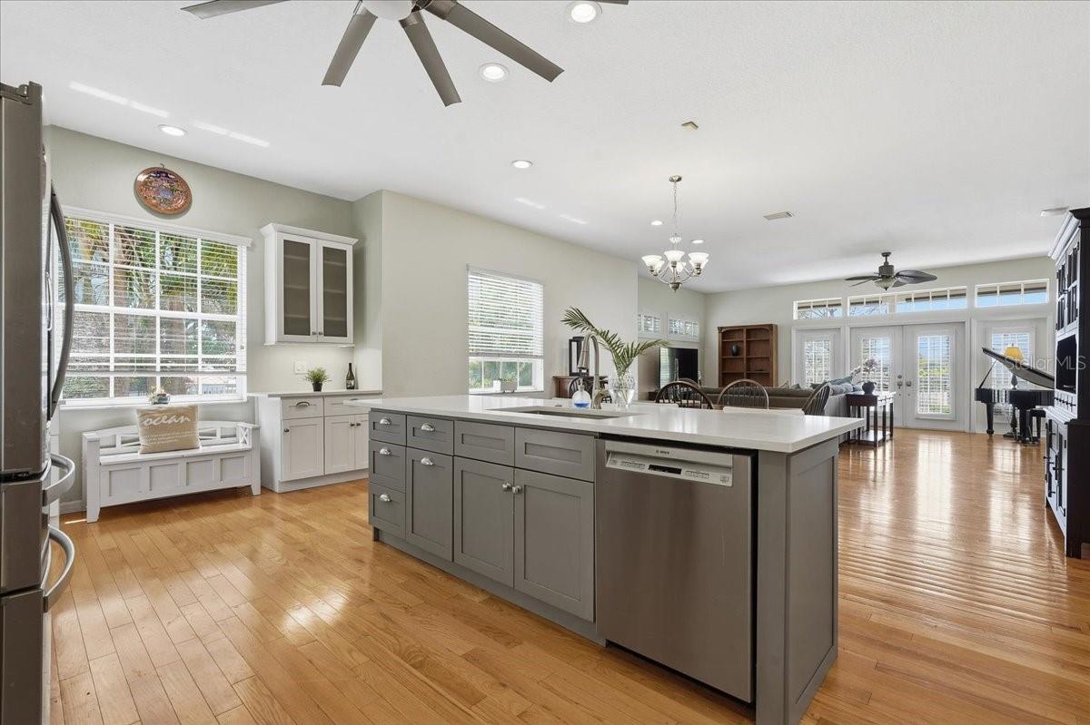 Image 21 of 63 For 196 Shore Drive