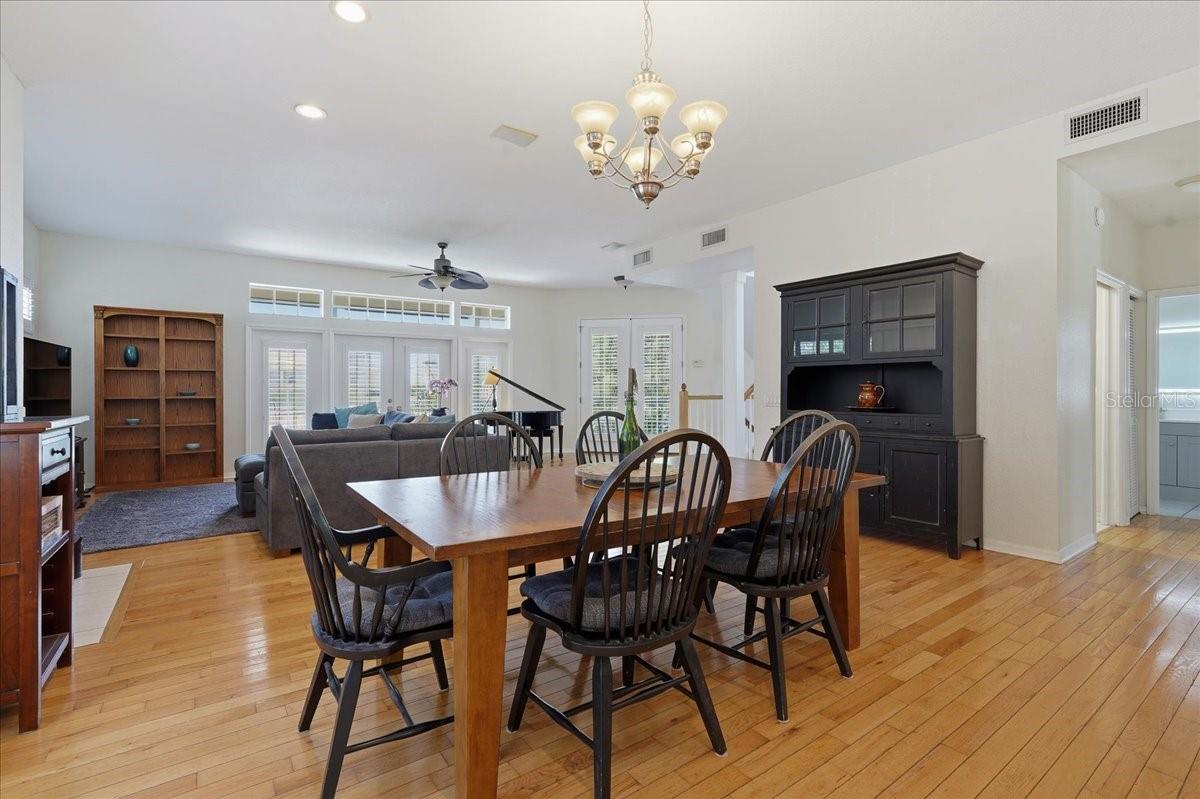 Image 23 of 63 For 196 Shore Drive