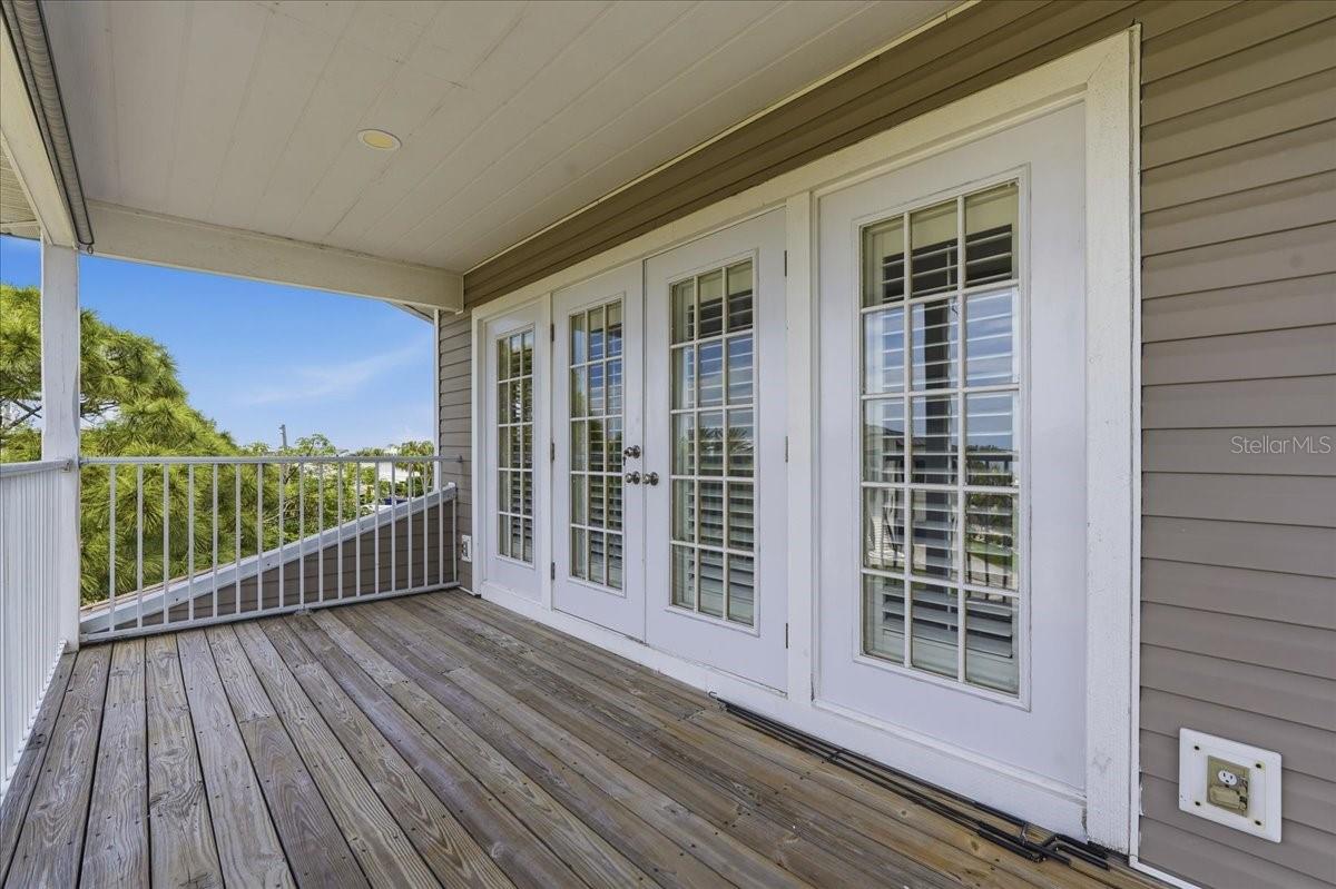 Image 30 of 63 For 196 Shore Drive