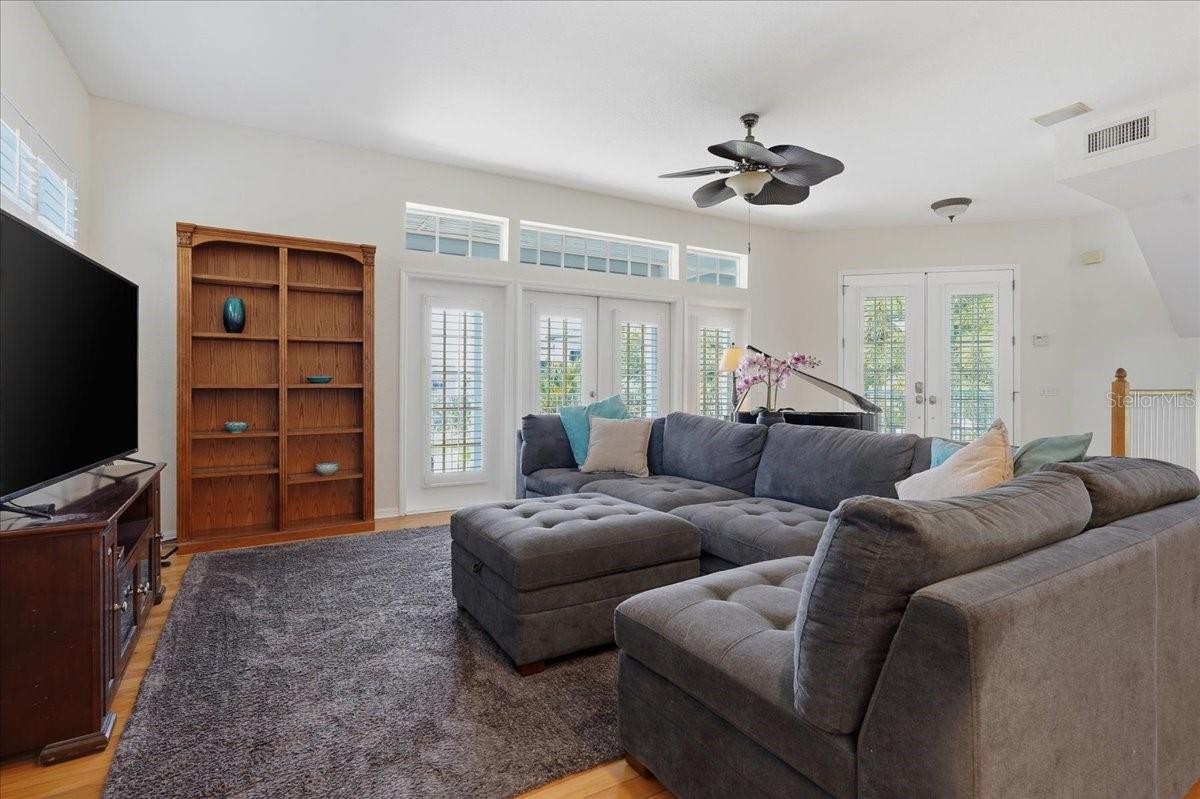 Image 5 of 63 For 196 Shore Drive