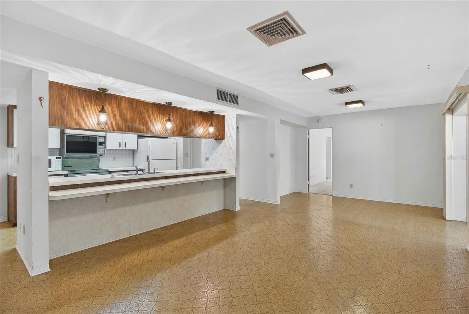 Image 20 of 43 For 13222 98th Avenue