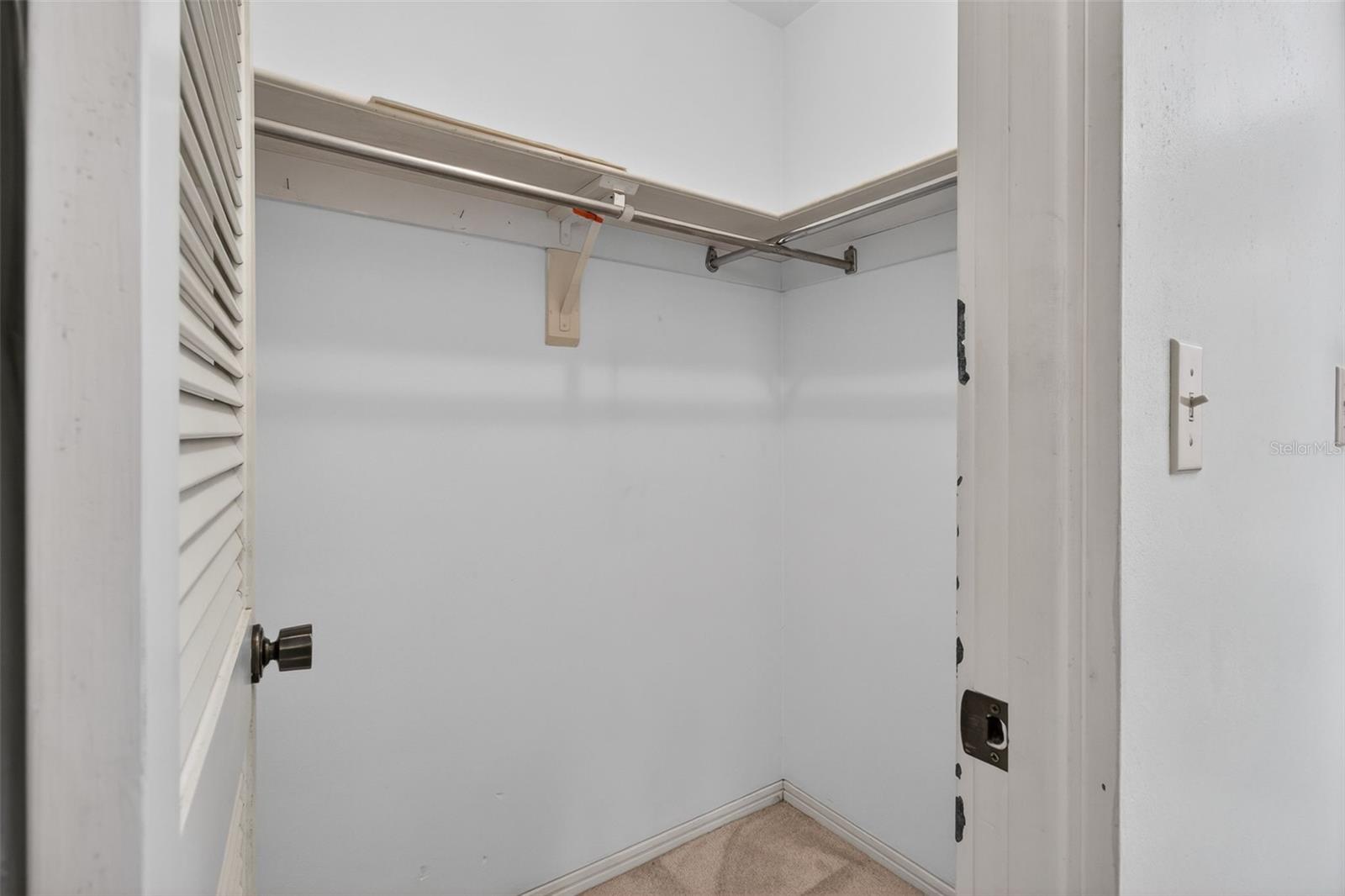 Image 25 of 43 For 13222 98th Avenue