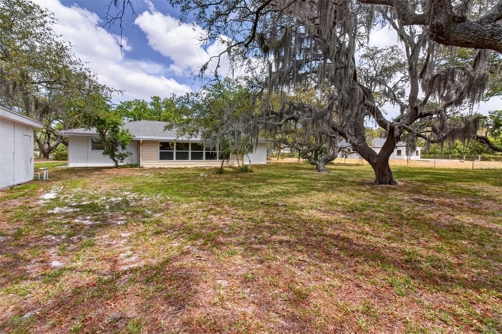 Image 34 of 43 For 13222 98th Avenue