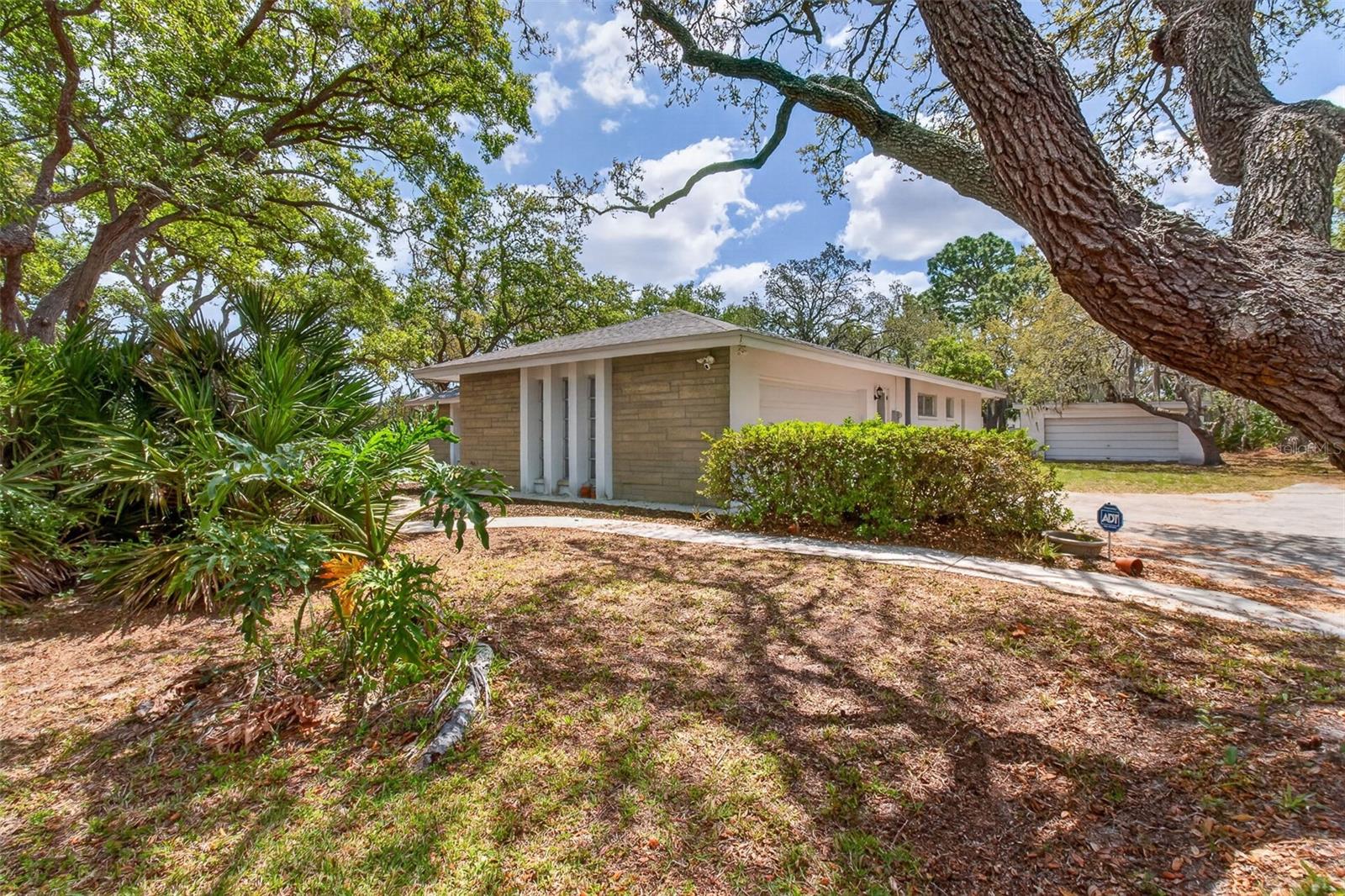 Image 6 of 43 For 13222 98th Avenue