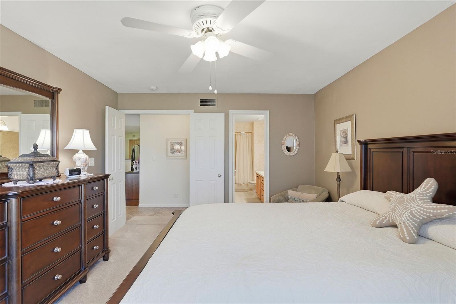 Image 15 of 36 For 6077 Bahia Del Mar Boulevard 123