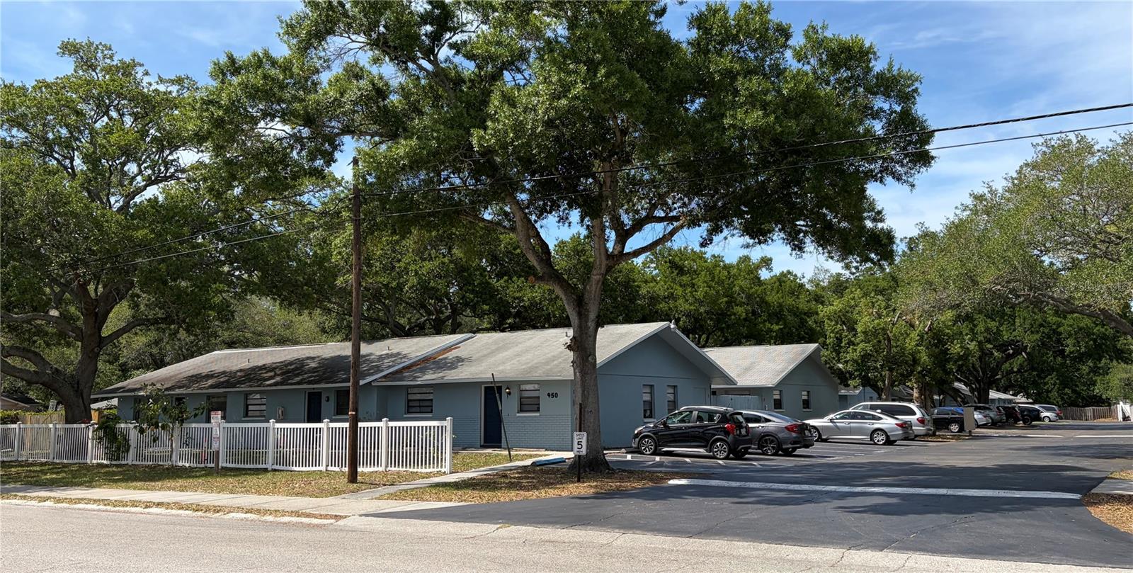 Image 4 of 17 For 950 Beltrees Street