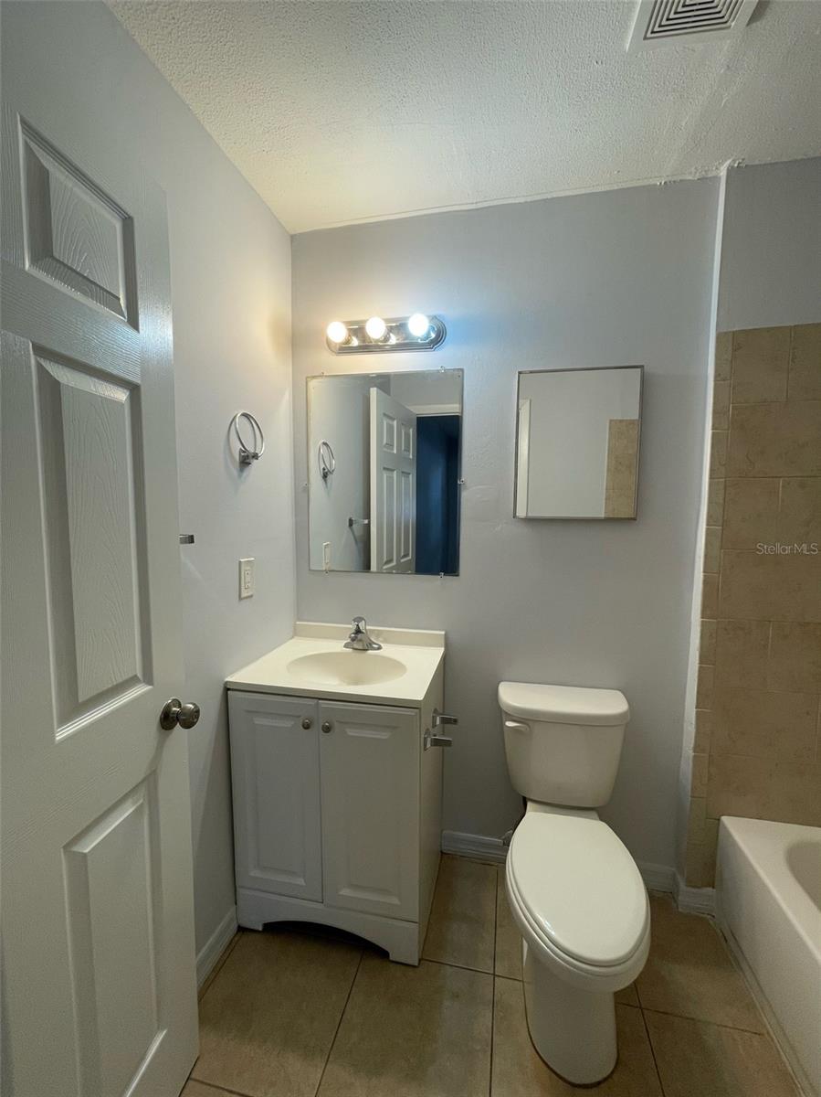 Image 7 of 17 For 950 Beltrees Street