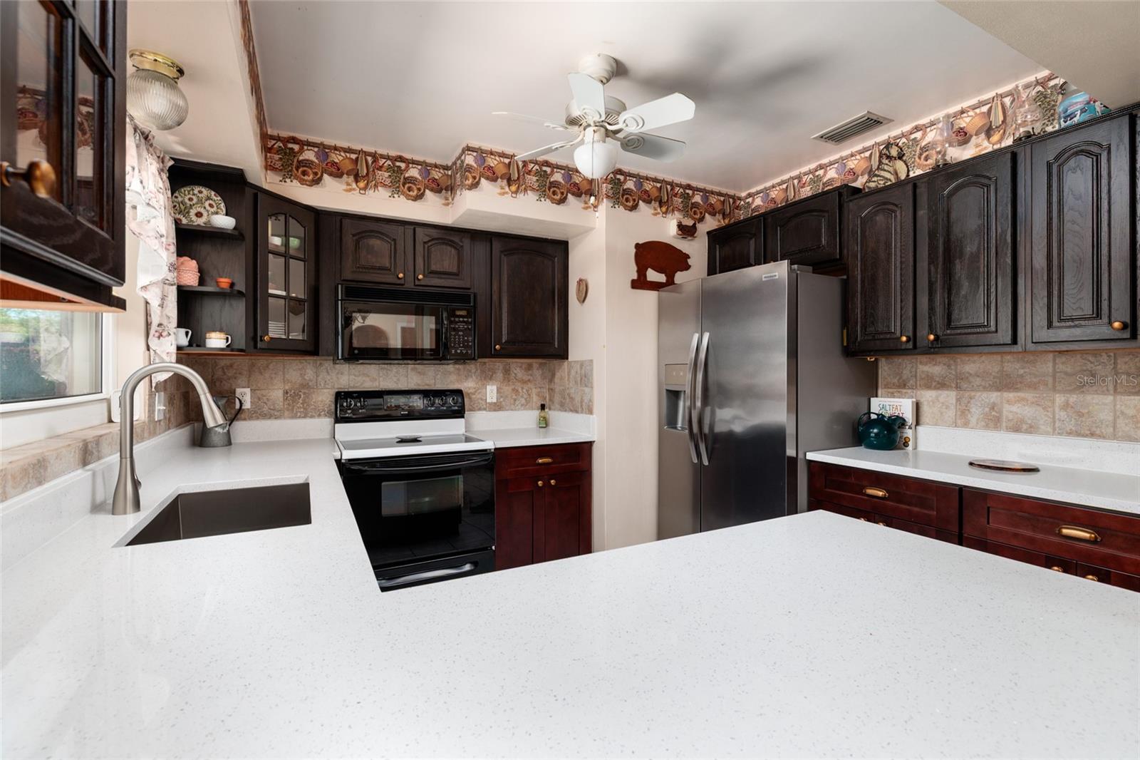 Image 11 of 54 For 11623 84th Avenue