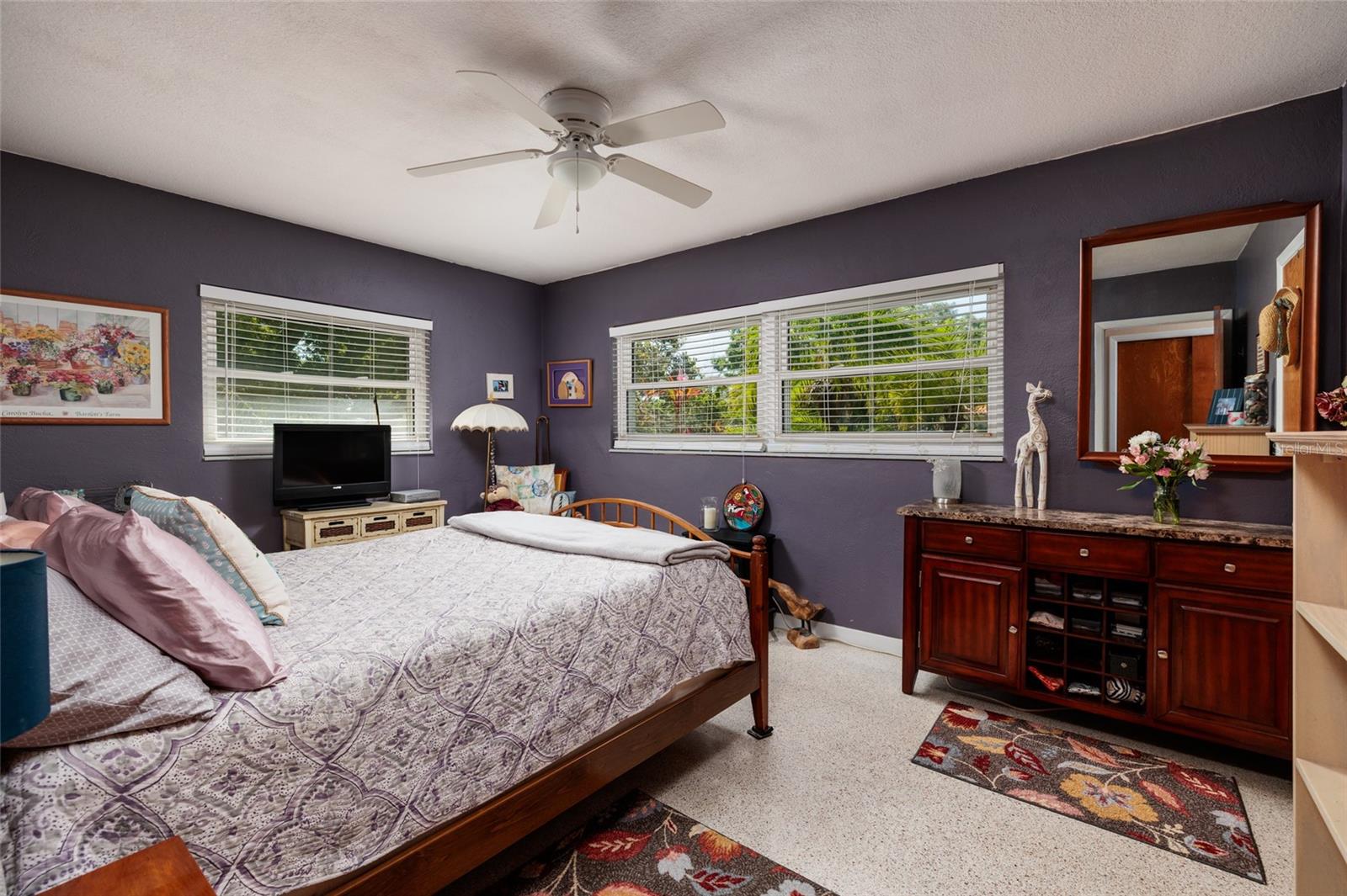 Image 18 of 54 For 11623 84th Avenue