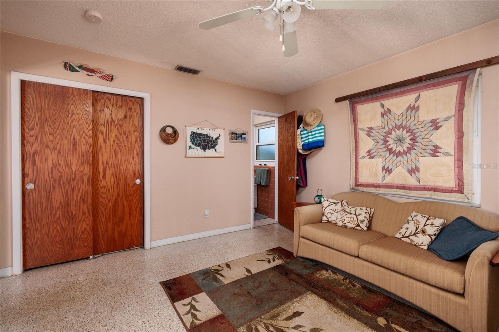 Image 20 of 54 For 11623 84th Avenue