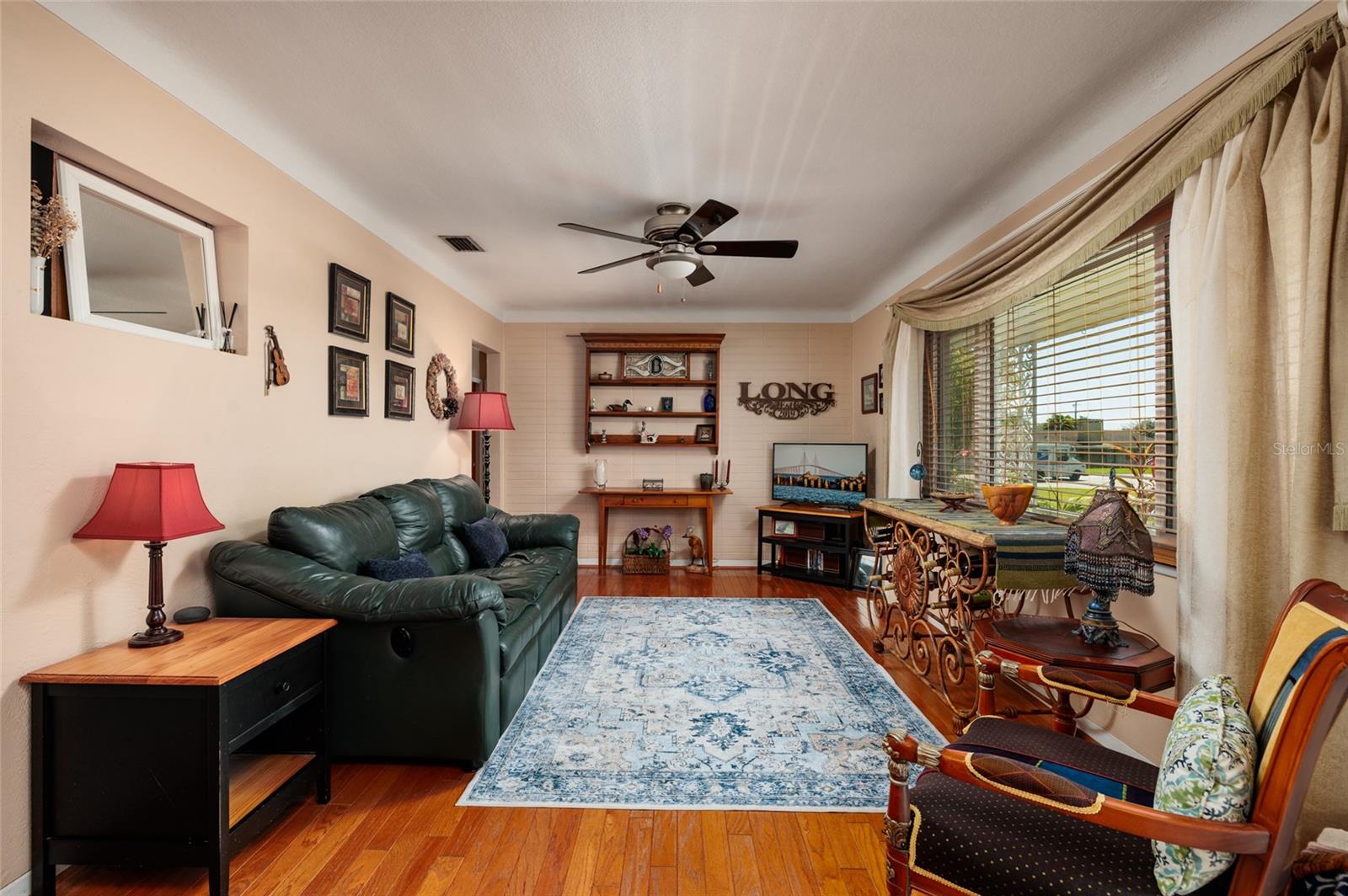 Image 25 of 54 For 11623 84th Avenue