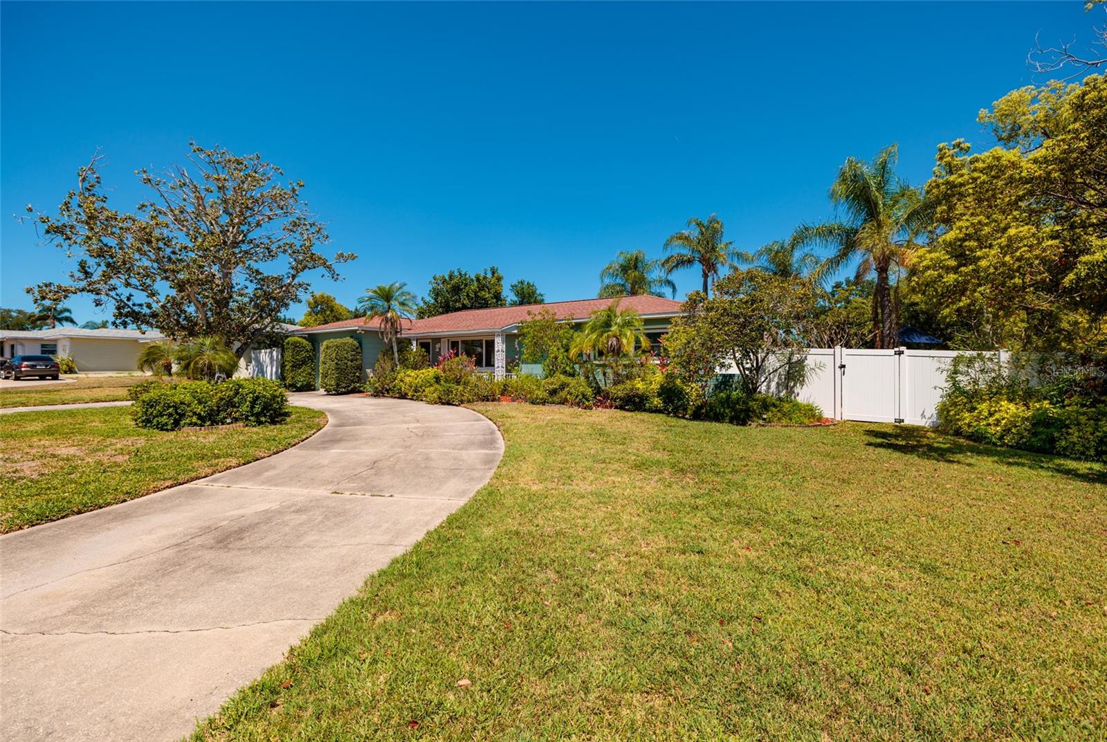 Image 45 of 54 For 11623 84th Avenue